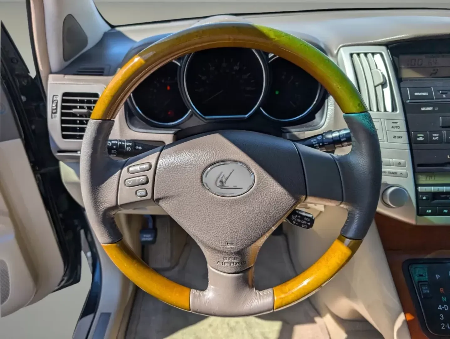 2004 Lexus RX 330 (JTJGA31U940) with an Other engine, located at 3959 U.S. 80 W, Phenix City, AL, 36870, (334) 297-4885, 32.469296, -85.135185 - **Discover the Perfect SUV for Your Next Adventure!** <br /> <br /> Are you in search of a reliable and stylish SUV that can elevate your daily commute, weekend getaways, or family outings? Look no further than this stunning 2004 Lexus RX 330, available now at Gils Auto in Opelika, AL. This versatil - Photo#14