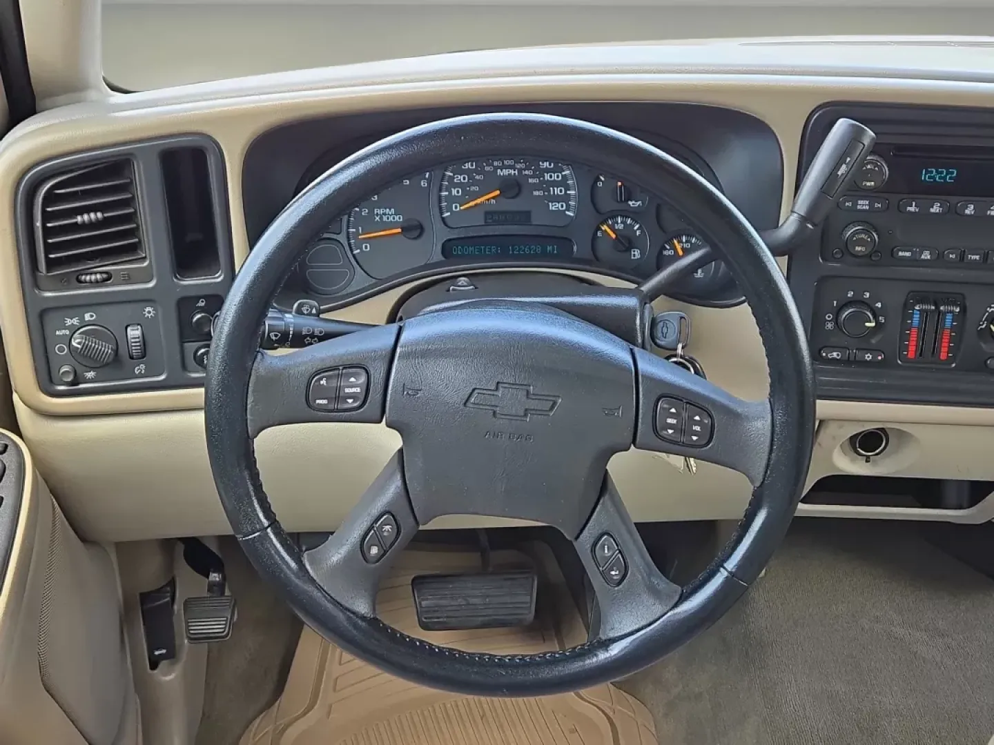 2005 /Tan/Neutral Chevrolet Avalanche LS (3GNEC12Z95G) with an Other engine, located at 5115 14th Ave., Columbus, GA, 31904, (706) 323-0345, 32.511494, -84.971046 - **Discover Your Adventure with the 2005 Chevrolet Avalanche at Gils Auto - Phenix City #2!**<br /> <br /> Are you ready for an exciting new chapter of weekend adventures or daily commutes? This 2005 Chevrolet Avalanche, available at Gils Auto - Phenix City #2, is more than just a pickup; it's the pe - Photo#15