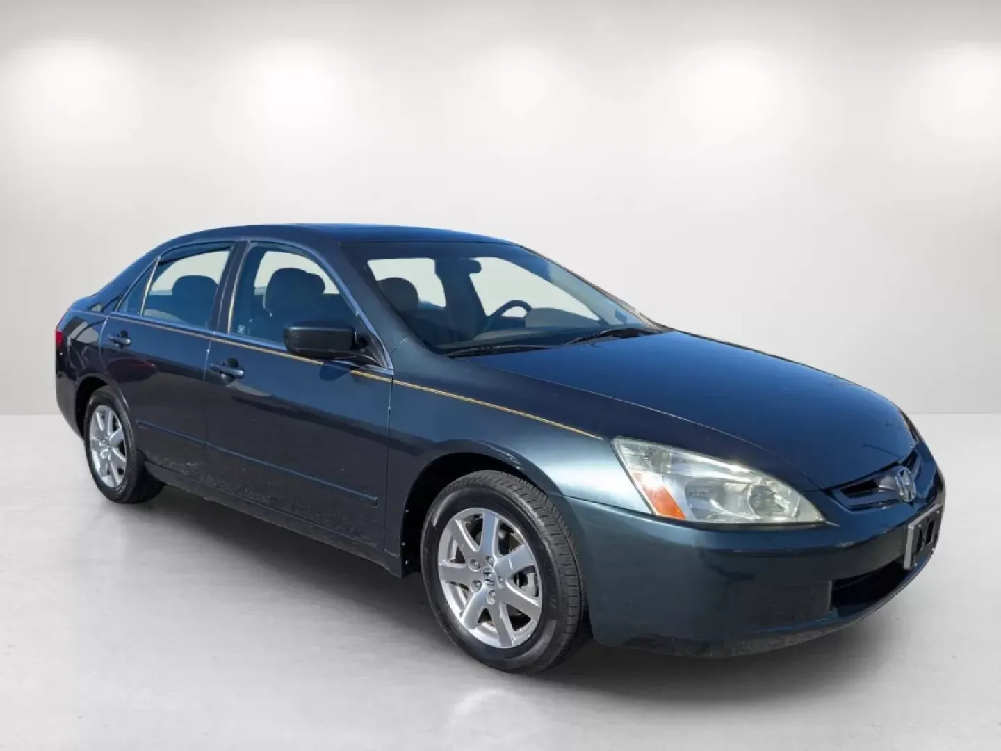 2005 Honda Accord Sdn EX-L V6 (1HGCM66555A) with an Other engine, located at 1430 Gateway Drive, Opelika, AL, 36801, (334) 239-0944, 32.637871, -85.409790 - Are you ready to elevate your daily commute or embark on weekend adventures? Look no further than this stunning 2005 Honda Accord Sdn EX-L V6, available now at Gils Auto in Phenix City, Alabama. This sedan is the perfect blend of style, comfort, and reliability, making it an ideal choice for budget- - Photo#2