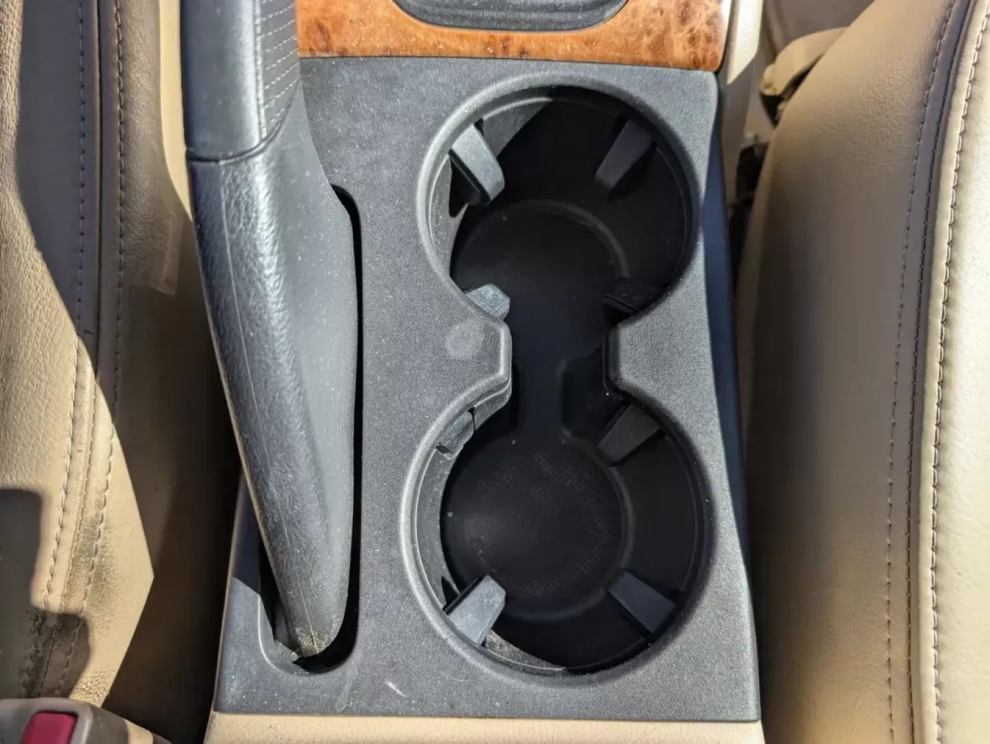 2005 Honda Accord Sdn EX-L V6 (1HGCM66555A) with an Other engine, located at 1430 Gateway Drive, Opelika, AL, 36801, (334) 239-0944, 32.637871, -85.409790 - Are you ready to elevate your daily commute or embark on weekend adventures? Look no further than this stunning 2005 Honda Accord Sdn EX-L V6, available now at Gils Auto in Phenix City, Alabama. This sedan is the perfect blend of style, comfort, and reliability, making it an ideal choice for budget- - Photo#11