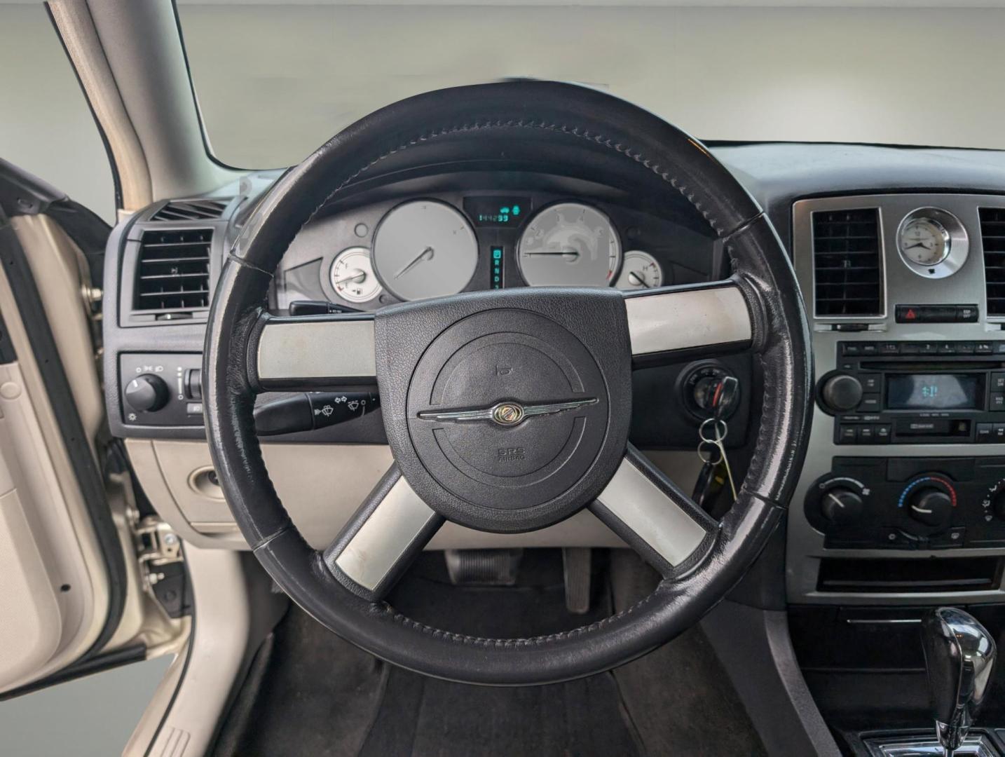 2006 Chrysler 300 Touring (2C3KA53G16H) with an Gas V6 3.5L/214 engine, 4-Speed Automatic transmission, located at 5115 14th Ave., Columbus, GA, 31904, (706) 323-0345, 32.511494, -84.971046 - 2006 Chrysler 300 Touring - Photo#14