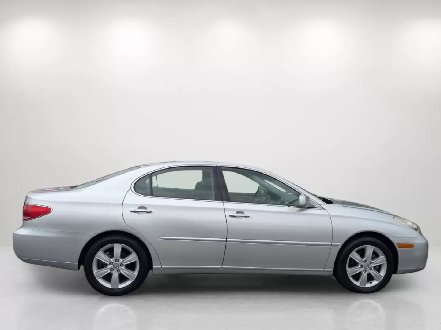 2006 Lexus ES 330 (JTHBA30G665) with an Other engine, located at 804 22nd Ave, Phenix City, AL, 36870, (334) 297-1860, 32.484749, -85.024475 - 2006 Lexus ES 330 - Photo#3
