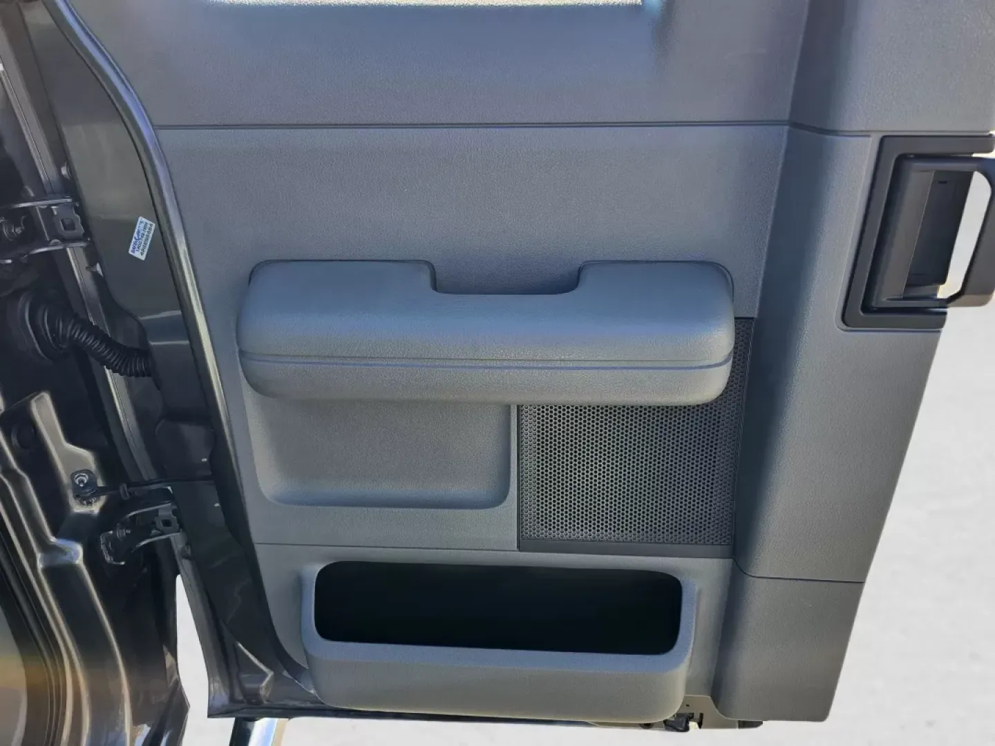 2007 Ford F-150 (1FTRX12W67F) with an Other engine, located at 521 Old Farm Lane Rd, Prattville, AL, 36066, (334) 325-1505, 32.482460, -86.416367 - **Experience the Thrill of Adventure with a 2007 Ford F-150 at Gils Auto - Prattville!**<br /> <br /> Are you ready to embrace the open road and elevate your lifestyle? Whether you're taking the family on a weekend getaway, tackling a home improvement project, or navigating your daily commute, this - Photo#13