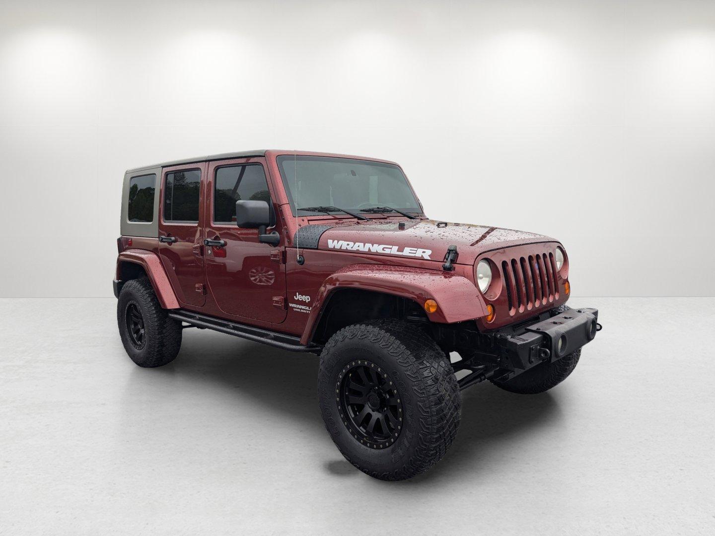 2007 Jeep Wrangler Unlimited Sahara (1J4GA59177L) with an Gas V6 3.8L/231 engine, located at 5115 14th Ave., Columbus, GA, 31904, (706) 323-0345, 32.511494, -84.971046 - 2007 Jeep Wrangler Unlimited Sahara - Photo#2