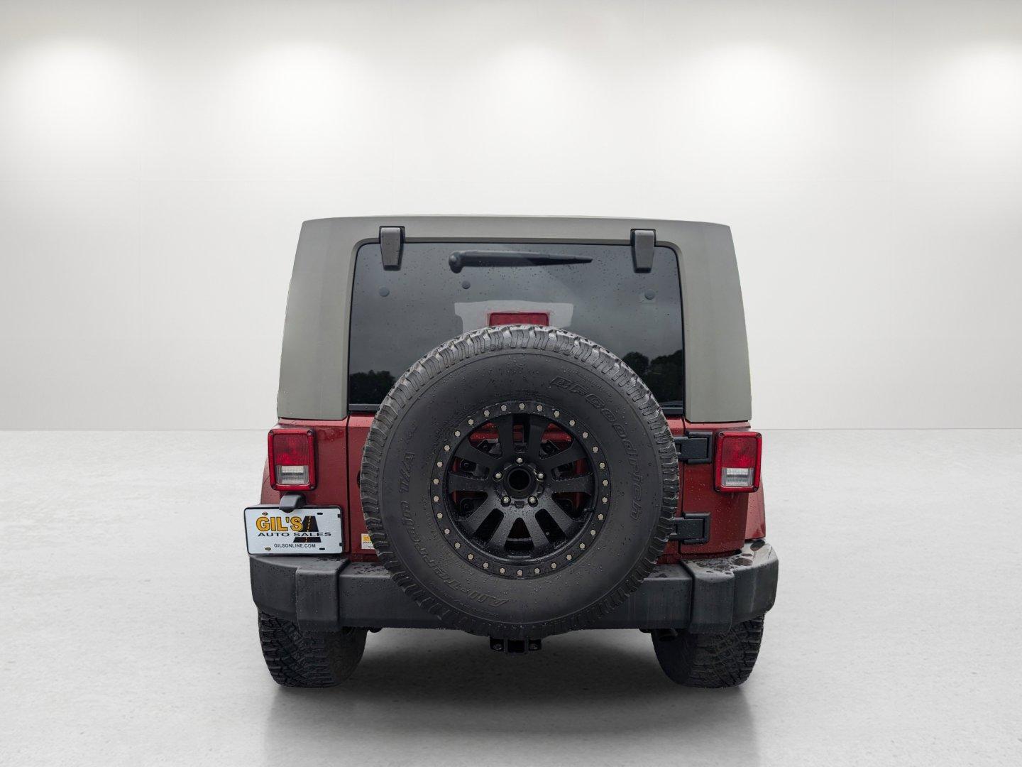 2007 Jeep Wrangler Unlimited Sahara (1J4GA59177L) with an Gas V6 3.8L/231 engine, located at 5115 14th Ave., Columbus, GA, 31904, (706) 323-0345, 32.511494, -84.971046 - 2007 Jeep Wrangler Unlimited Sahara - Photo#5