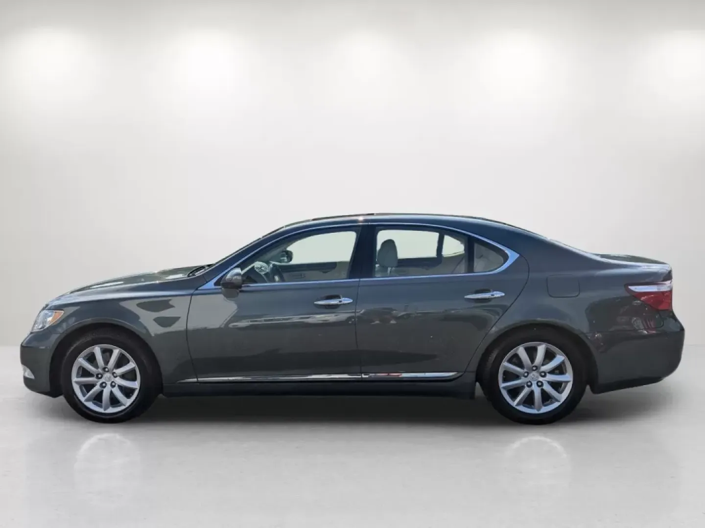 2007 Lexus LS 460 (JTHBL46F375) with an Other engine, located at 5115 14th Ave., Columbus, GA, 31904, (706) 323-0345, 32.511494, -84.971046 - **Elevate Your Driving Experience with the 2007 Lexus LS 460!** <br /> <br /> Looking for a luxurious vehicle that seamlessly blends comfort and performance? The 2007 Lexus LS 460 is your ticket to a lavish driving experience, making it perfect for those who value both style and substance. Whether y - Photo#7