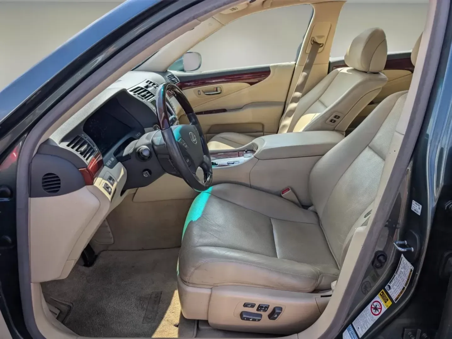 2007 Lexus LS 460 (JTHBL46F375) with an Other engine, located at 5115 14th Ave., Columbus, GA, 31904, (706) 323-0345, 32.511494, -84.971046 - **Elevate Your Driving Experience with the 2007 Lexus LS 460!** <br /> <br /> Looking for a luxurious vehicle that seamlessly blends comfort and performance? The 2007 Lexus LS 460 is your ticket to a lavish driving experience, making it perfect for those who value both style and substance. Whether y - Photo#9