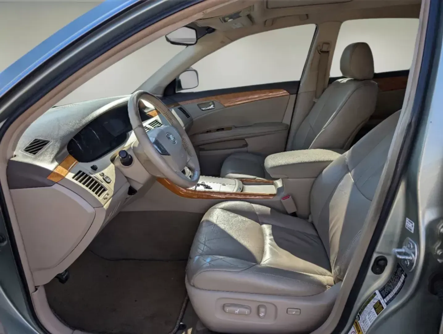 2007 Toyota Avalon XLS (4T1BK36B07U) with an Gas V6 3.5L/211 engine, 5-Speed Automatic w/OD transmission, located at 7000 Northlake Connector, Columbus, GA, 31904, (706) 987-8085, 32.524975, -84.978134 - **Drive in Comfort and Style with the 2007 Toyota Avalon XLS - Perfect for Your Daily Adventures!**<br /> <br /> Are you searching for a reliable sedan that combines luxury with practicality? Look no further than the 2007 Toyota Avalon XLS, now available at Gils Auto - Columbus #2. This stunning gre - Photo#10