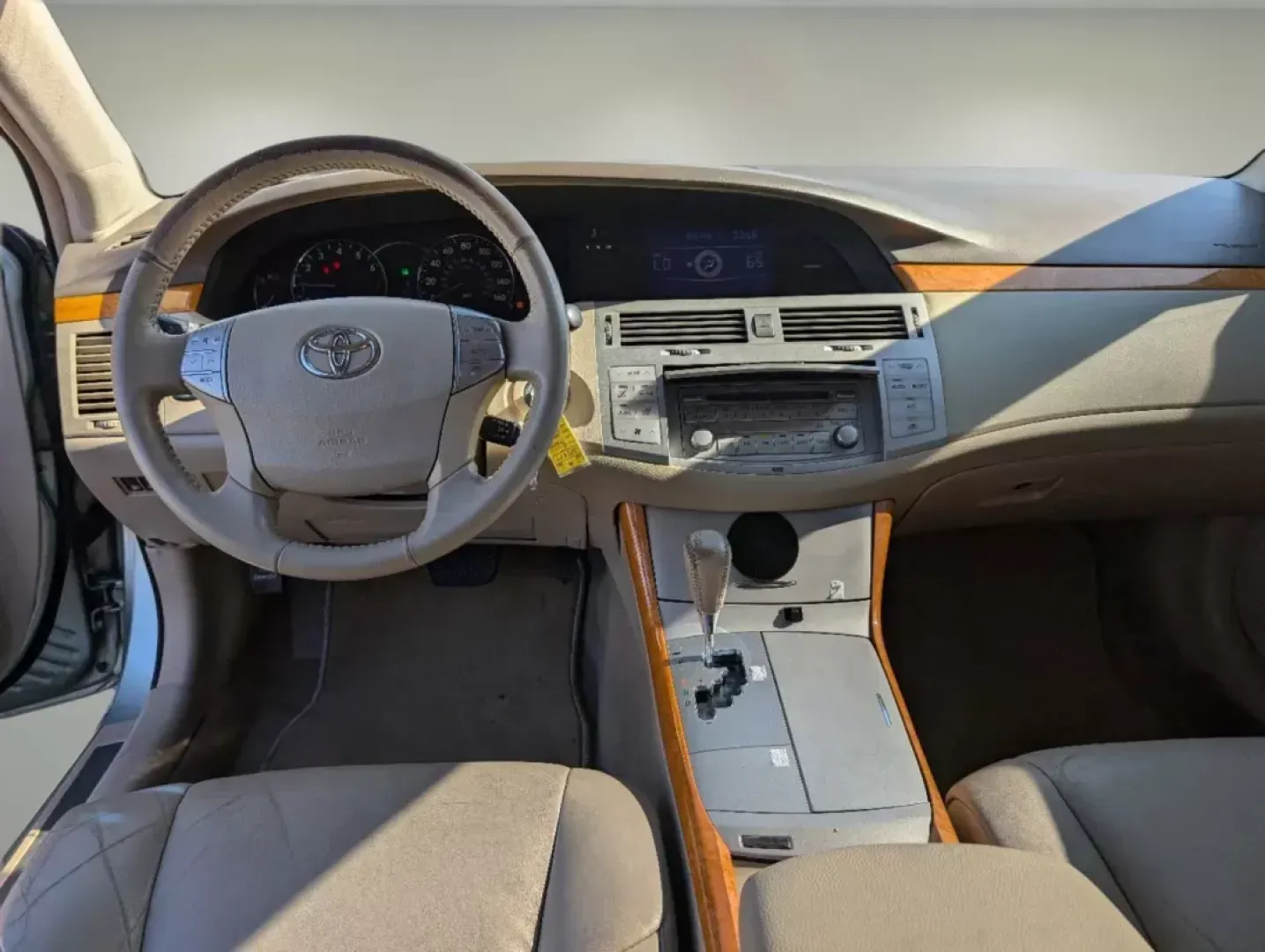 2007 Toyota Avalon XLS (4T1BK36B07U) with an Gas V6 3.5L/211 engine, 5-Speed Automatic w/OD transmission, located at 7000 Northlake Connector, Columbus, GA, 31904, (706) 987-8085, 32.524975, -84.978134 - **Drive in Comfort and Style with the 2007 Toyota Avalon XLS - Perfect for Your Daily Adventures!**<br /> <br /> Are you searching for a reliable sedan that combines luxury with practicality? Look no further than the 2007 Toyota Avalon XLS, now available at Gils Auto - Columbus #2. This stunning gre - Photo#12