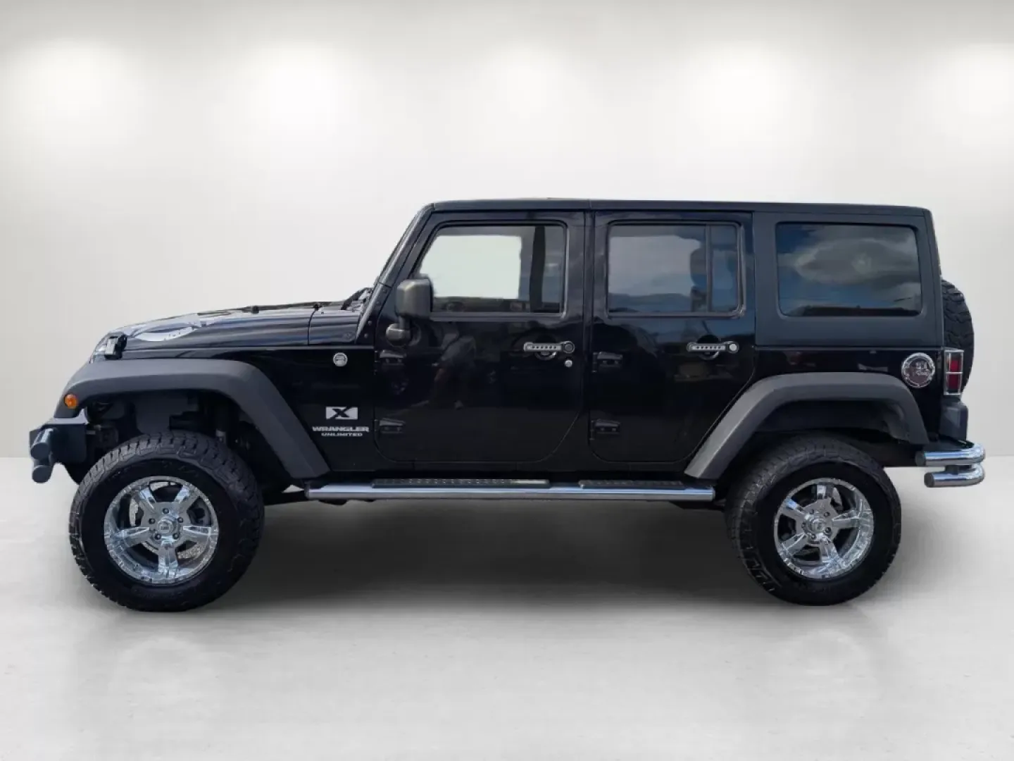 2008 /Dark/Medium Khaki Jeep Wrangler Unlimited X (1J4GA39158L) with an Other engine, located at 5115 14th Ave., Columbus, GA, 31904, (706) 323-0345, 32.511494, -84.971046 - Unleash your adventurous spirit and embrace the open road with this stunning 2008 Jeep Wrangler Unlimited X, available now at Gils Auto in Phenix City, AL. Whether you're a weekend warrior, a family alike seeking outdoor escapades, or simply in need of a reliable daily driver, this versatile SUV is - Photo#7