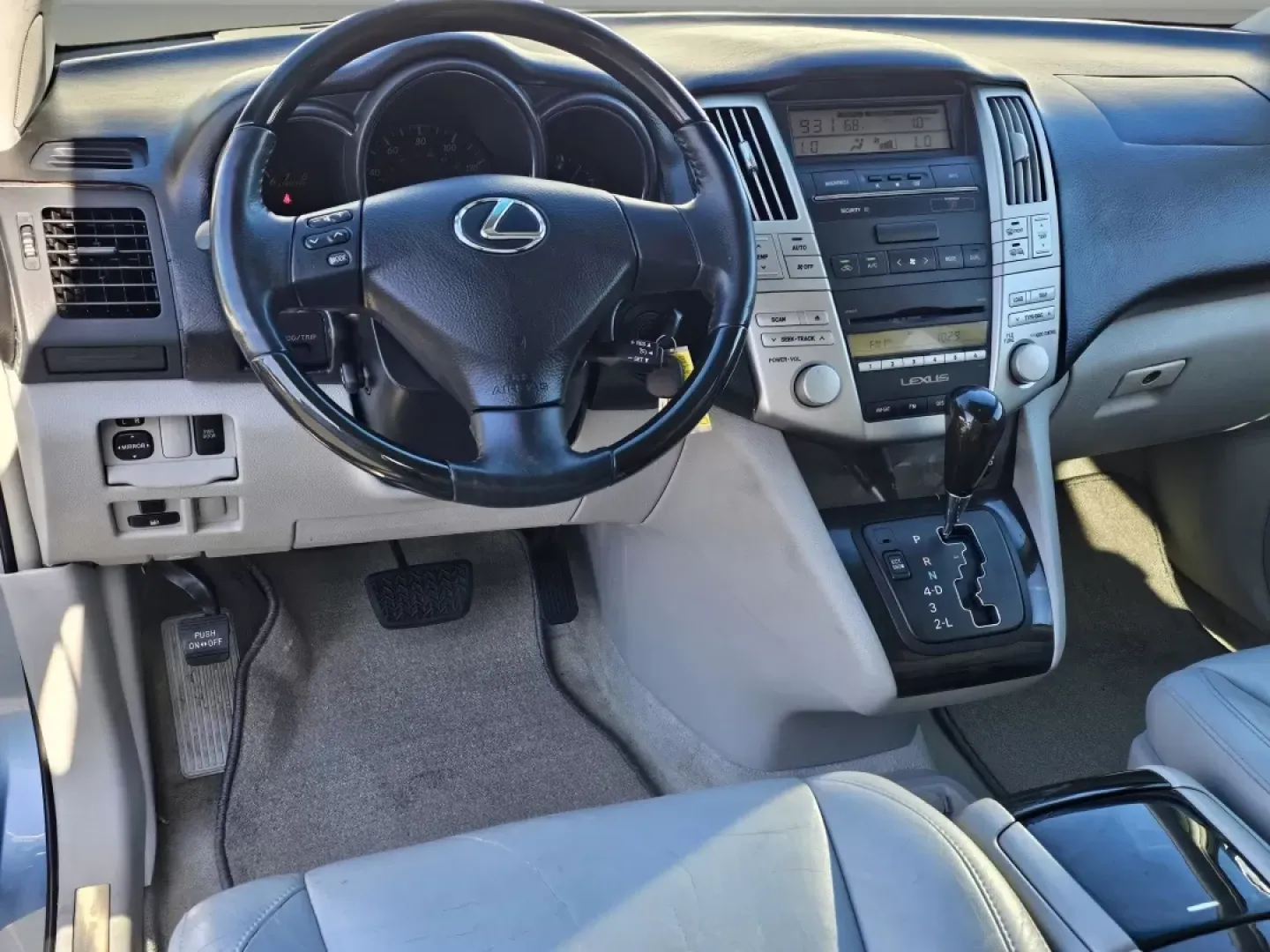 2008 Lexus RX 350 (2T2GK31U08C) with an Other engine, located at 1430 Gateway Drive, Opelika, AL, 36801, (334) 239-0944, 32.637871, -85.409790 - **Elevate Your Lifestyle with the 2008 Lexus RX 350 - The Perfect SUV for Every Adventure!**<br /> <br /> Are you searching for a vehicle that seamlessly combines elegance, comfort, and versatility? Look no further than the stunning 2008 Lexus RX 350, available now at Gils Auto in Phenix City, AL. W - Photo#16