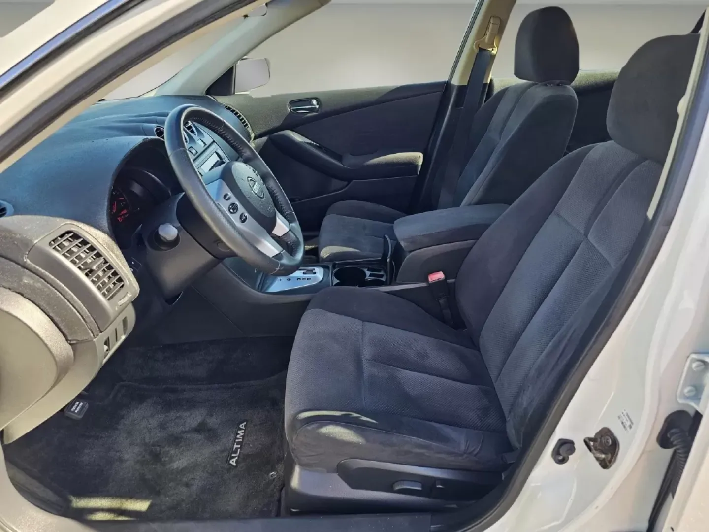 2008 Nissan Altima 2.5 S (1N4AL21E18N) with an Other engine, located at 521 Old Farm Lane Rd, Prattville, AL, 36066, (334) 325-1505, 32.482460, -86.416367 - Introducing the 2008 Nissan Altima the ideal sedan for budget-conscious buyers looking for reliability and comfort without breaking the bank. Perfect for daily commutes or weekend getaways, this vehicle brings together practicality, style, and efficiency. At Gils Auto in Phenix City, AL, we special - Photo#8