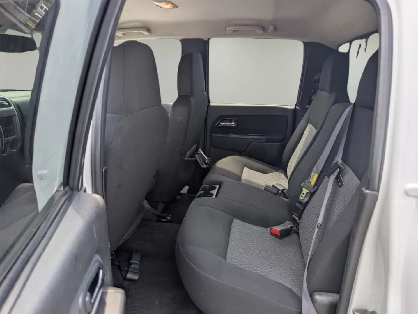 2009 /Ebony Chevrolet Colorado LT w/1LT (1GCCS13E198) with an Other engine, located at 3959 U.S. 80 W, Phenix City, AL, 36870, (334) 297-4885, 32.469296, -85.135185 - ### Discover Adventure in the 2009 Chevrolet Colorado LT!<br /> <br /> Are you ready to elevate your lifestyle with a reliable vehicle that can accommodate your everyday adventures? Look no further than this 2009 Chevrolet Colorado LT, now available at Gils Auto in Phenix City, AL. Whether you're na - Photo#13
