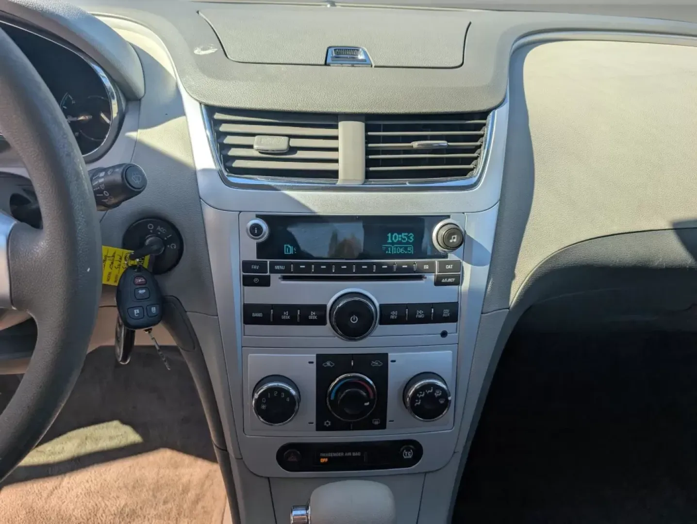 2009 /Titanium Chevrolet Malibu LS w/1LS (1G1ZG57B194) with an Other engine, located at 3959 U.S. 80 W, Phenix City, AL, 36870, (334) 297-4885, 32.469296, -85.135185 - ### 2009 Chevrolet Malibu LS w/1LS A Perfect Family Sedan for Any Journey!<br /> <br /> At Gils Auto in Phenix City, AL, we understand that finding the right vehicle is more than just a purchase; it's about enhancing your lifestyle. Imagine cruising down U.S. 80, the sun shining, and your family co - Photo#15