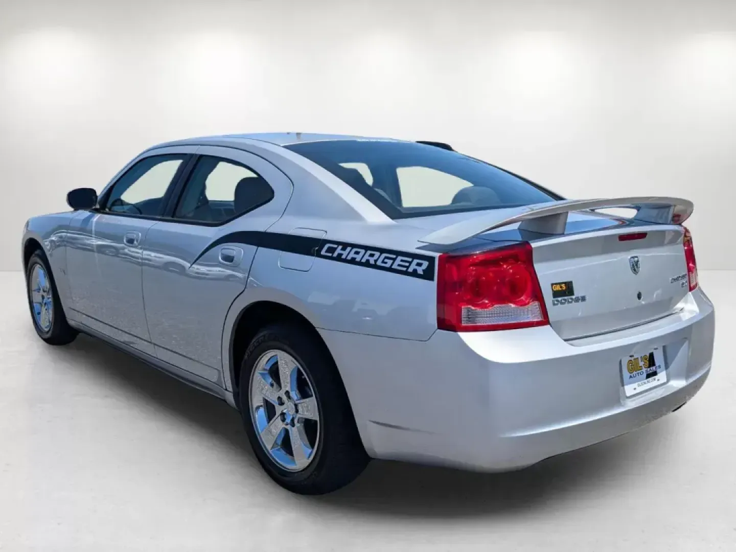 2009 /Dark Slate Gray Dodge Charger SXT (2B3KA33V09H) with an HO Gas V6 3.5L/215 engine, 4-Speed Automatic transmission, located at 7000 Northlake Connector, Columbus, GA, 31904, (706) 987-8085, 32.524975, -84.978134 - 2009 Dodge Charger SXT - Photo#6