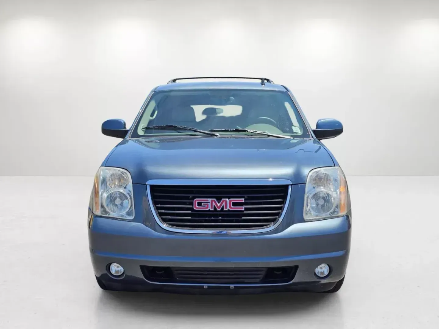 2009 /Light Titanium GMC Yukon SLT w/4SA (1GKEC33339R) with an Gas/Ethanol V8 5.3L/325 engine, 6-Speed Automatic w/OD transmission, located at 521 Old Farm Lane Rd, Prattville, AL, 36066, (334) 325-1505, 32.482460, -86.416367 - 2009 GMC Yukon SLT w/4SA - Photo#2