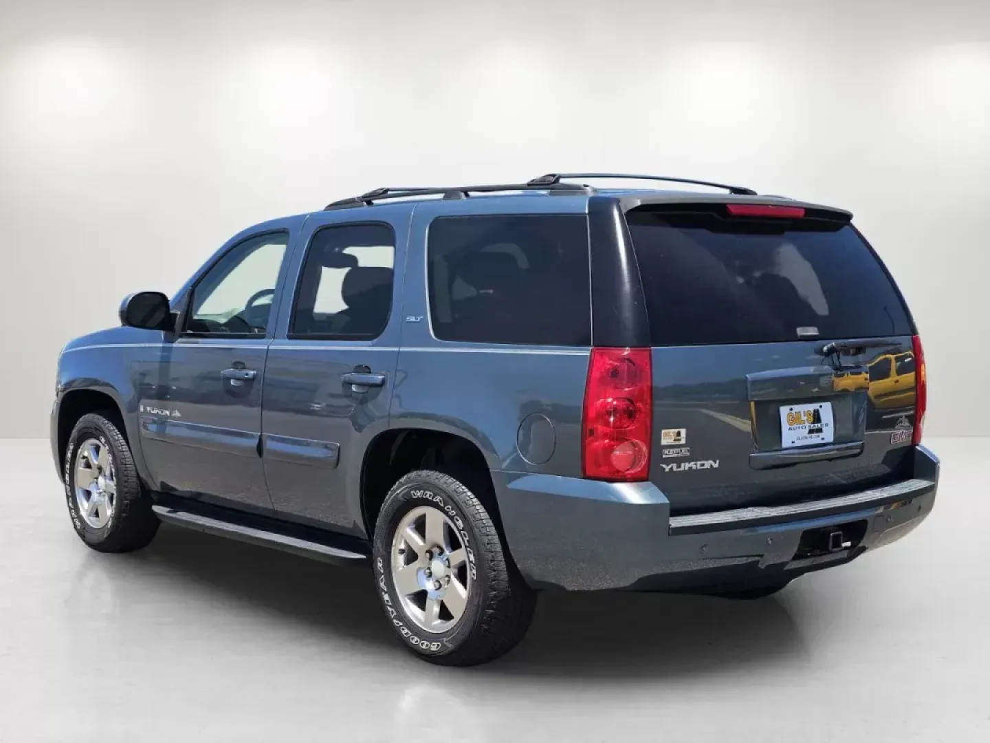 2009 /Light Titanium GMC Yukon SLT w/4SA (1GKEC33339R) with an Gas/Ethanol V8 5.3L/325 engine, 6-Speed Automatic w/OD transmission, located at 521 Old Farm Lane Rd, Prattville, AL, 36066, (334) 325-1505, 32.482460, -86.416367 - 2009 GMC Yukon SLT w/4SA - Photo#7