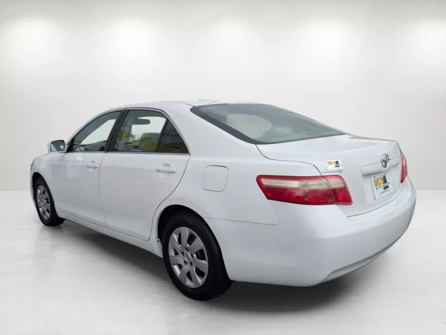 2009 Toyota Camry (4T1BE46K19U) with an Other engine, located at 1430 Gateway Drive, Opelika, AL, 36801, (334) 239-0944, 32.637871, -85.409790 - **Rev Up Your Adventures with the 2009 Toyota Camry at Gils Auto Your Trusted Buy Here Pay Here Dealership in Phenix City**<br /> <br /> Are you in search of a reliable vehicle that fits your lifestyle, whether it's for daily commutes, family outings, or weekend adventures? Look no further than the - Photo#6