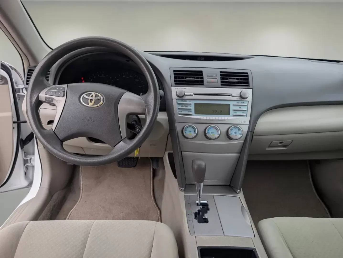 2009 Toyota Camry (4T1BE46K19U) with an Other engine, located at 1430 Gateway Drive, Opelika, AL, 36801, (334) 239-0944, 32.637871, -85.409790 - **Rev Up Your Adventures with the 2009 Toyota Camry at Gils Auto Your Trusted Buy Here Pay Here Dealership in Phenix City**<br /> <br /> Are you in search of a reliable vehicle that fits your lifestyle, whether it's for daily commutes, family outings, or weekend adventures? Look no further than the - Photo#11