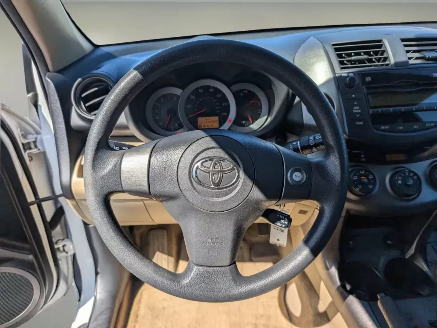 2009 Toyota RAV4 (JTMZF33V39D) with an Other engine, located at 3959 U.S. 80 W, Phenix City, AL, 36870, (334) 297-4885, 32.469296, -85.135185 - **Explore the Open Road in Style: 2009 Toyota RAV4 at Gils Auto!**<br /> <br /> Are you ready for your next adventure? Whether you're cruising through the scenic routes of Phenix City or embarking on weekend excursions with family, the 2009 Toyota RAV4 is the perfect companion for your lifestyle. Th - Photo#16