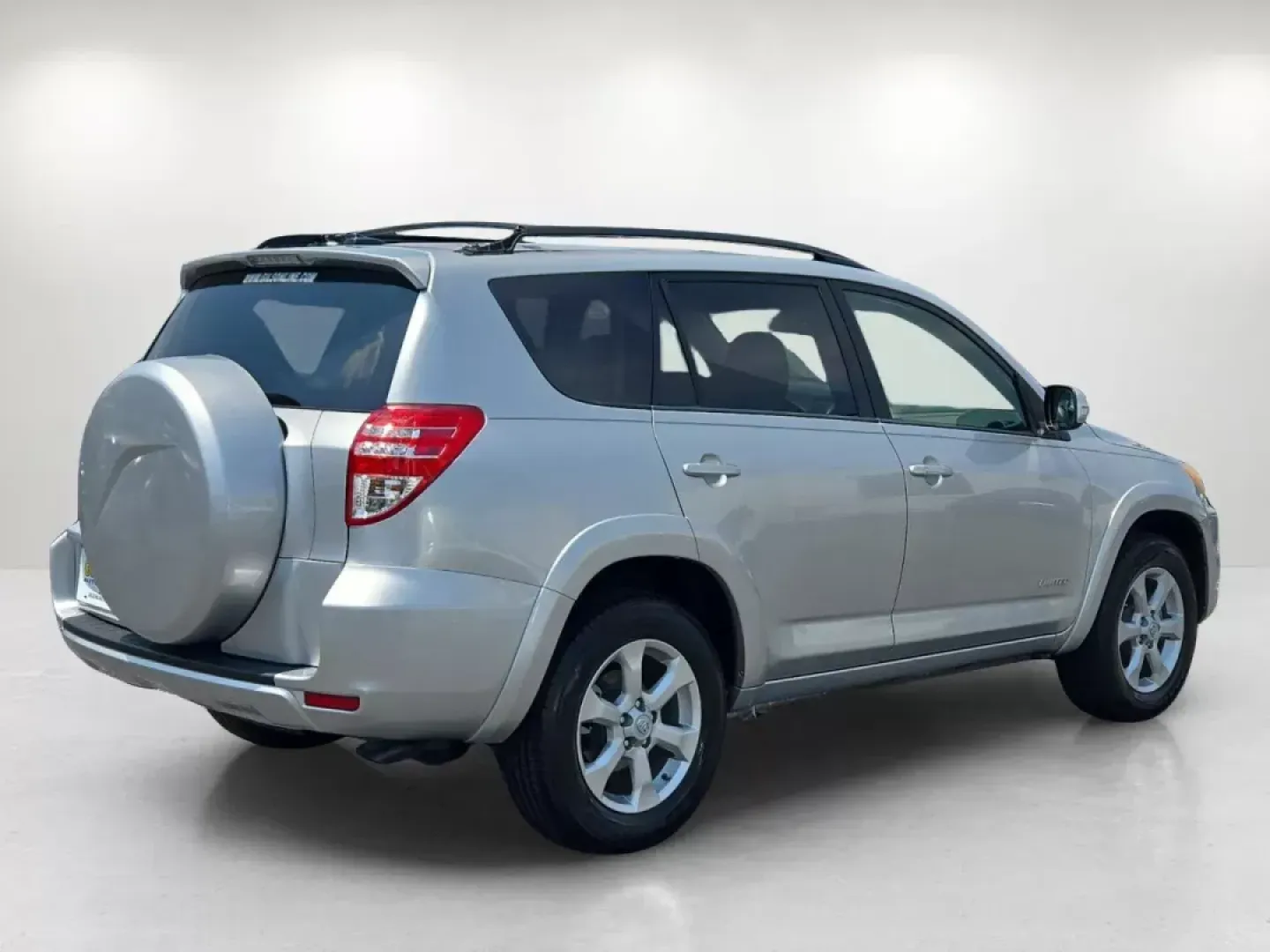 2009 Toyota RAV4 Ltd (JTMZK34V995) with an Other engine, located at 521 Old Farm Lane Rd, Prattville, AL, 36066, (334) 325-1505, 32.482460, -86.416367 - **Discover Adventure with the 2009 Toyota RAV4 at Gils Auto!**<br /> <br /> Are you ready to amplify your lifestyle with a reliable and versatile vehicle? The 2009 Toyota RAV4, available now at Gils Auto in Prattville, AL, is an exceptional choice for those seeking adventure, comfort, and functional - Photo#4