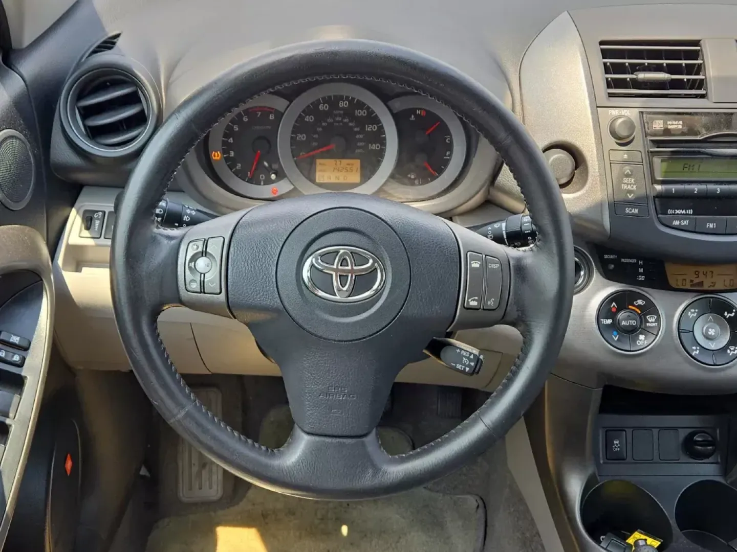 2009 Toyota RAV4 Ltd (JTMZK34V995) with an Other engine, located at 521 Old Farm Lane Rd, Prattville, AL, 36066, (334) 325-1505, 32.482460, -86.416367 - **Discover Adventure with the 2009 Toyota RAV4 at Gils Auto!**<br /> <br /> Are you ready to amplify your lifestyle with a reliable and versatile vehicle? The 2009 Toyota RAV4, available now at Gils Auto in Prattville, AL, is an exceptional choice for those seeking adventure, comfort, and functional - Photo#16