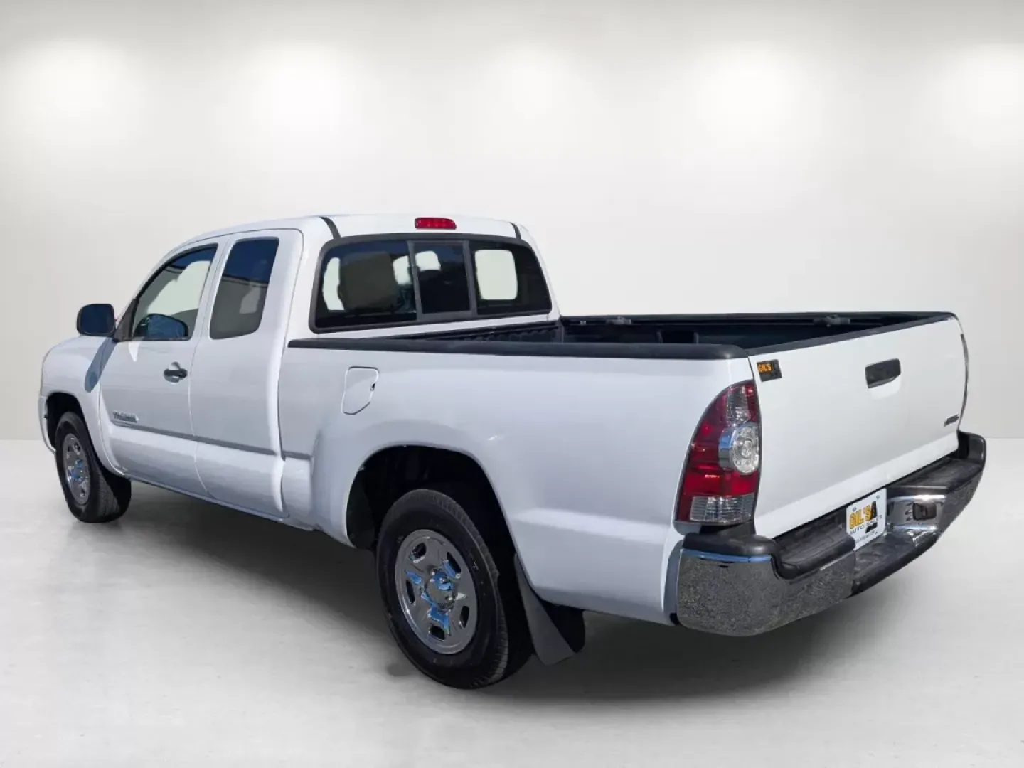 2009 Toyota Tacoma (5TETX22N59Z) with an Other engine, located at 1430 Gateway Drive, Opelika, AL, 36801, (334) 239-0944, 32.637871, -85.409790 - **Explore Your Adventures with the 2009 Toyota Tacoma at Gils Auto - Prattville!**<br /> <br /> Are you ready to elevate your weekend adventures or tackle that daily commute with confidence? Look no further than the 2009 Toyota Tacoma, available now at Gils Auto, your trusted Buy Here Pay Here deale - Photo#6