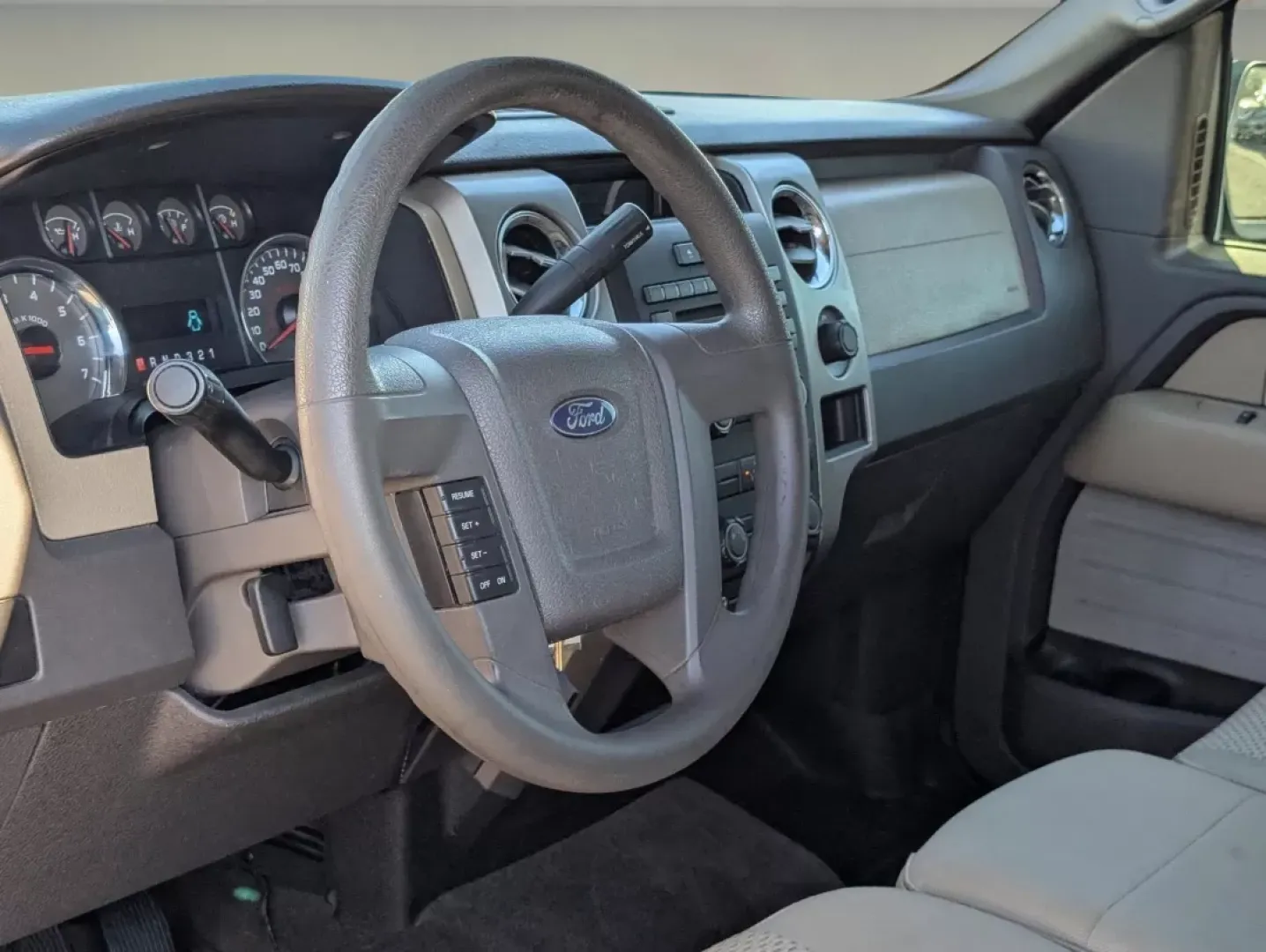 2010 Ford F-150 XLT (1FTEW1C8XAF) with an Other engine, located at 3959 U.S. 80 W, Phenix City, AL, 36870, (334) 297-4885, 32.469296, -85.135185 - **Unleash Your Adventurous Spirit with This 2010 Ford F-150 at Gils Auto Phenix City!**<br /> <br /> Are you ready to elevate your lifestyle and embark on new adventures? Look no further than this rugged and reliable 2010 Ford F-150 crew cab pickup, perfect for anyone from weekend warriors to busy - Photo#9