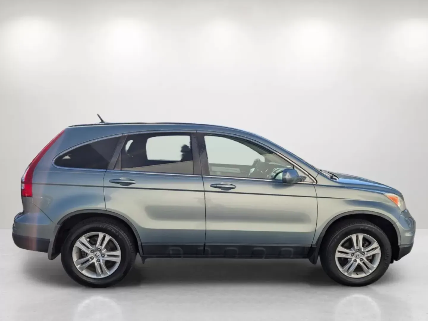 2010 Honda CR-V EX-L (5J6RE3H78AL) with an Other engine, located at 5115 14th Ave., Columbus, GA, 31904, (706) 323-0345, 32.511494, -84.971046 - **Explore the Open Road with the 2010 Honda CR-V EX-L: Your Perfect Companion for Family Adventures!**<br /> <br /> Are you searching for a reliable SUV that can accommodate your growing family's needs while keeping your budget in check? Look no further than Gils Auto in Phenix City, AL! We speciali - Photo#3