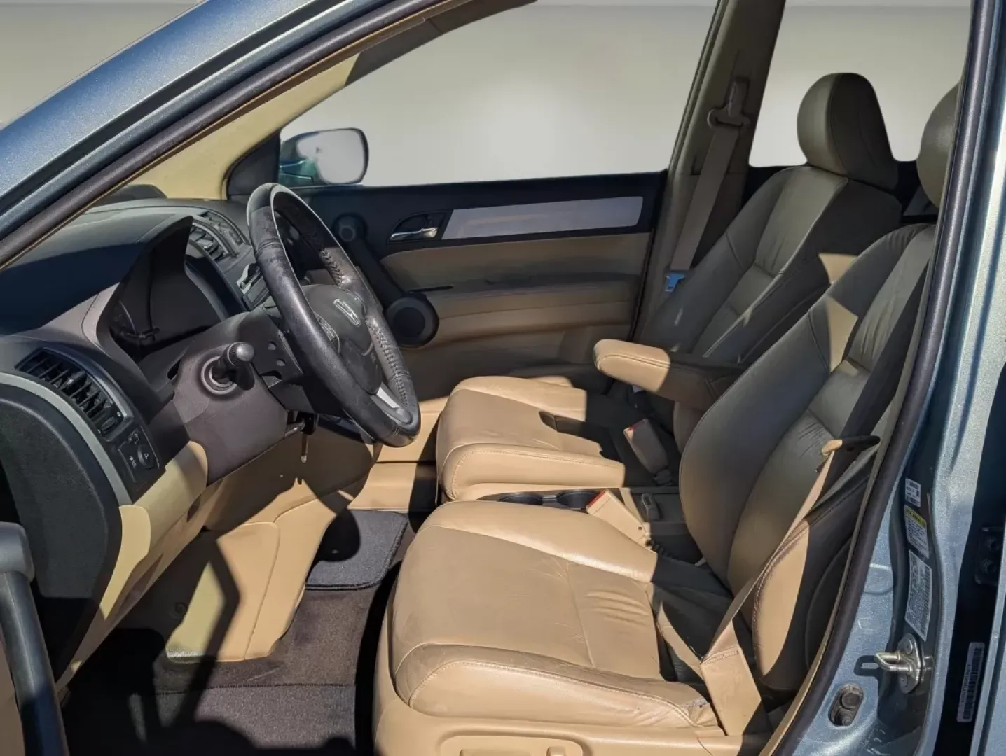 2010 Honda CR-V EX-L (5J6RE3H78AL) with an Other engine, located at 5115 14th Ave., Columbus, GA, 31904, (706) 323-0345, 32.511494, -84.971046 - **Explore the Open Road with the 2010 Honda CR-V EX-L: Your Perfect Companion for Family Adventures!**<br /> <br /> Are you searching for a reliable SUV that can accommodate your growing family's needs while keeping your budget in check? Look no further than Gils Auto in Phenix City, AL! We speciali - Photo#9