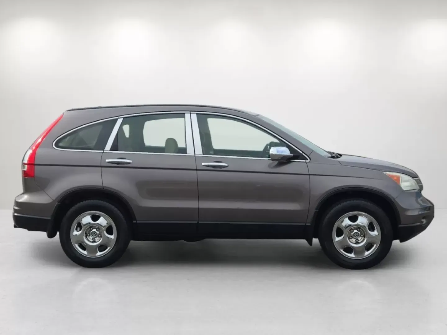 2010 Honda CR-V LX (5J6RE4H37AL) with an Other engine, located at 521 Old Farm Lane Rd, Prattville, AL, 36066, (334) 325-1505, 32.482460, -86.416367 - Are you ready to elevate your lifestyle with an SUV that combines reliability, comfort, and adventure? Look no further than this 2010 Honda CR-V LX, now available at Gils Auto in Prattville, AL. This versatile vehicle is perfect for families, weekend adventurers, and anyone in need of a dependable r - Photo#4