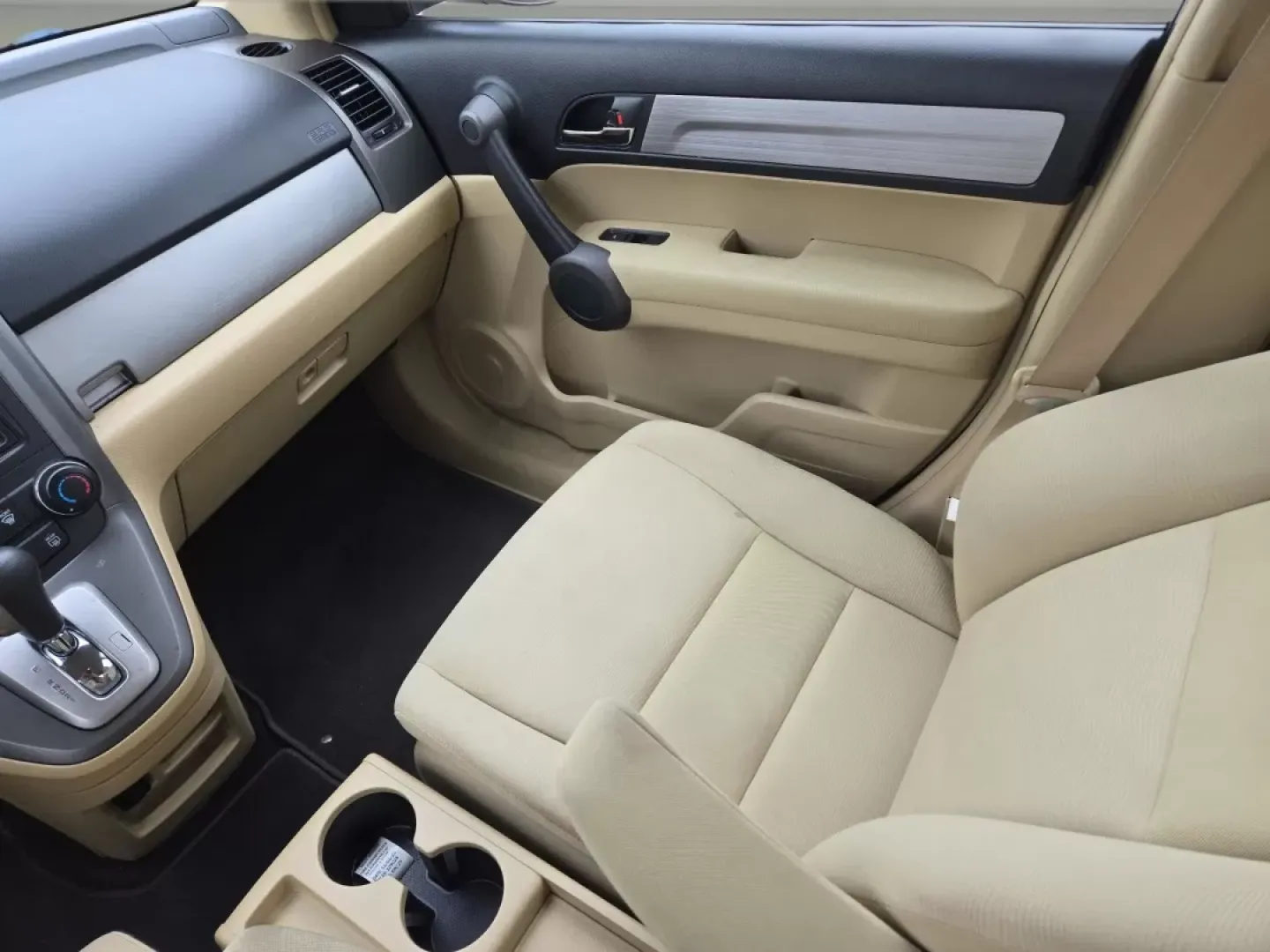 2010 Honda CR-V LX (5J6RE4H37AL) with an Other engine, located at 521 Old Farm Lane Rd, Prattville, AL, 36066, (334) 325-1505, 32.482460, -86.416367 - Are you ready to elevate your lifestyle with an SUV that combines reliability, comfort, and adventure? Look no further than this 2010 Honda CR-V LX, now available at Gils Auto in Prattville, AL. This versatile vehicle is perfect for families, weekend adventurers, and anyone in need of a dependable r - Photo#14