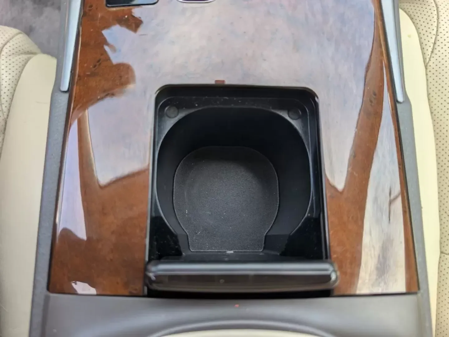 2010 Lexus IS 250 (JTHBF5C28A5) with an Other engine, located at 3959 U.S. 80 W, Phenix City, AL, 36870, (334) 297-4885, 32.469296, -85.135185 - Are you ready to elevate your driving experience? Whether you're commuting to work, running errands, or embarking on weekend adventures, the 2010 Lexus IS 250 is the perfect blend of luxury and practicality. This sleek sedan is designed for those who appreciate comfort, performance, and style. At Gi - Photo#15