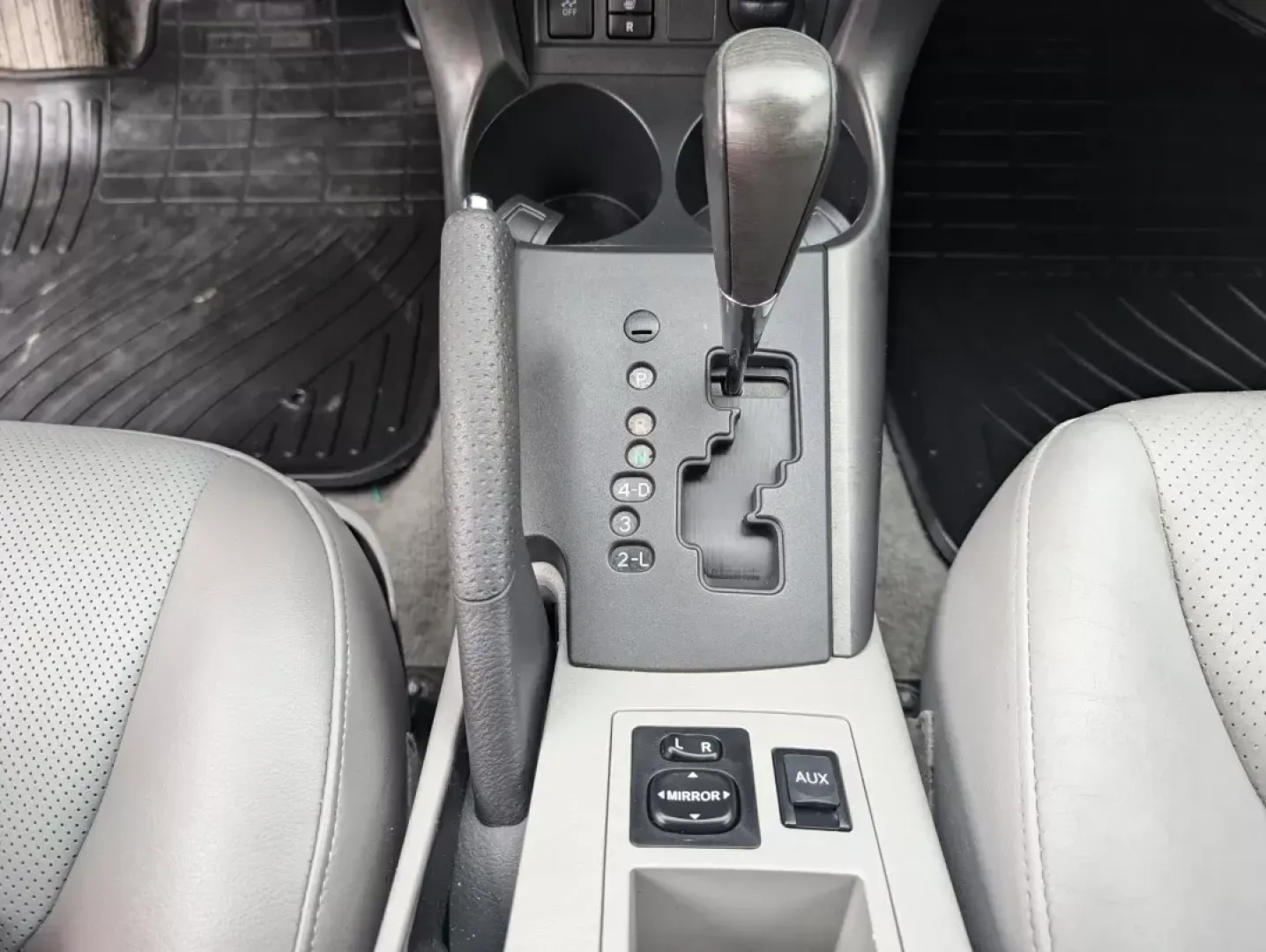 2010 Toyota RAV4 Ltd (2T3YK4DV0AW) with an Gas V6 3.5L/211 engine, 5-Speed Automatic w/OD transmission, located at 1430 Gateway Drive, Opelika, AL, 36801, (334) 239-0944, 32.637871, -85.409790 - **Explore the Open Road with the 2010 Toyota RAV4 from Gils Auto - Opelika**<br /> <br /> Are you ready for your next adventure? Imagine cruising down the picturesque roads of Alabama, discovering hidden gems around Opelika, AL. Whether you're taking the family on a weekend getaway or commuting to w - Photo#13