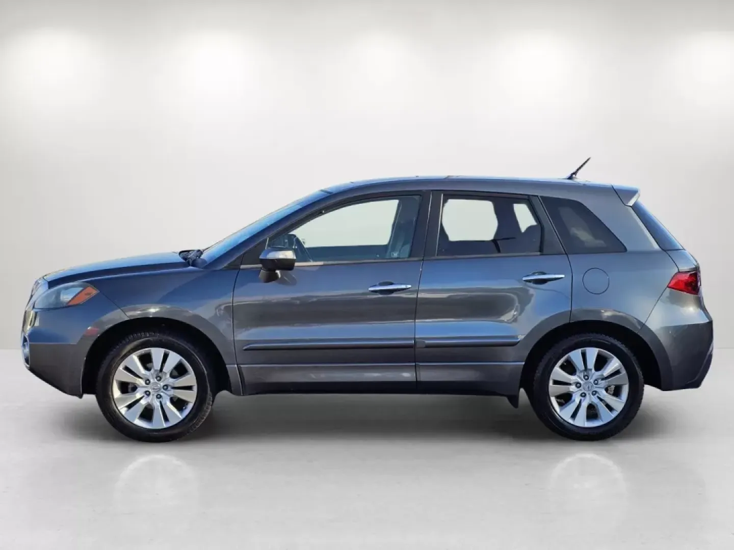 2011 Acura RDX (5J8TB2H23BA) with an Other engine, located at 5115 14th Ave., Columbus, GA, 31904, (706) 323-0345, 32.511494, -84.971046 - **Elevate Your Adventures with the 2011 Acura RDX at Gils Auto - Phenix City!**<br /> <br /> Are you ready to experience the perfect blend of style, comfort, and versatility? The 2011 Acura RDX is your ideal companion for weekend getaways, family outings, or daily commutes. With a sporty utility des - Photo#7
