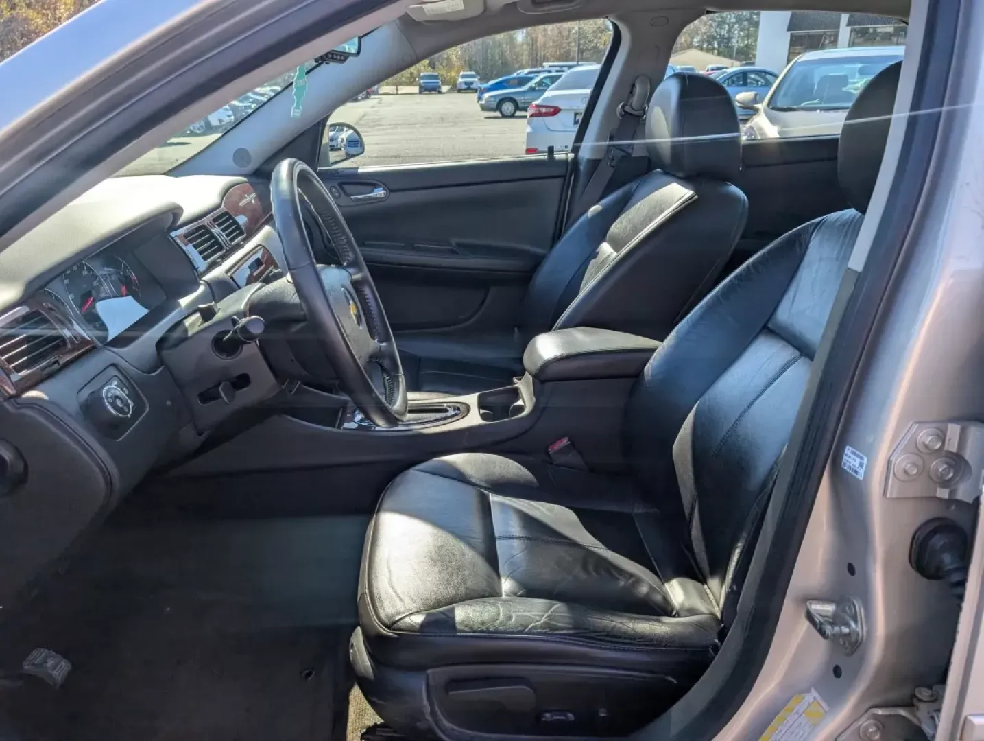 2011 /Ebony Chevrolet Impala LTZ (2G1WC5EM4B1) with an Other engine, located at 3959 U.S. 80 W, Phenix City, AL, 36870, (334) 297-4885, 32.469296, -85.135185 - **Unleash Your Freedom with the 2011 Chevrolet Impala LTZ! Perfect for Family Road Trips or Daily Commutes!**<br /> <br /> Are you in the market for a reliable, spacious, and stylish sedan that can accommodate your growing family's needs or make those lengthy commutes a breeze? Look no further than - Photo#9