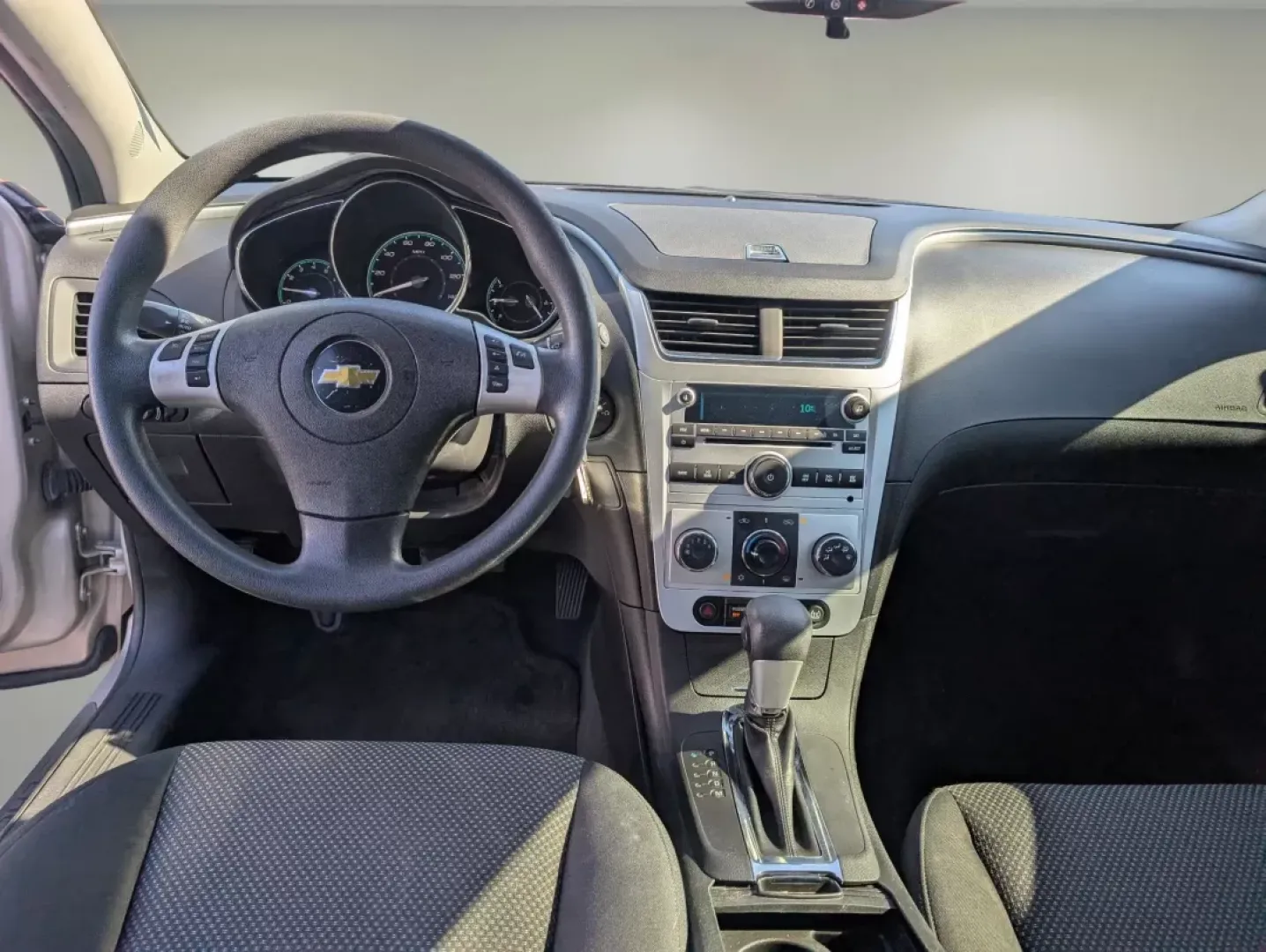 2011 /Ebony Chevrolet Malibu LT w/1LT (1G1ZC5E16BF) with an Other engine, located at 3959 U.S. 80 W, Phenix City, AL, 36870, (334) 297-4885, 32.469296, -85.135185 - Are you on the hunt for a reliable vehicle that fits seamlessly into your daily routine? Look no further than this 2011 Chevrolet Malibu LT, a perfect choice for those commuting to work or shuttling the kids to school. With its impressive fuel efficiency and comfortable interior, this sedan is not j - Photo#12