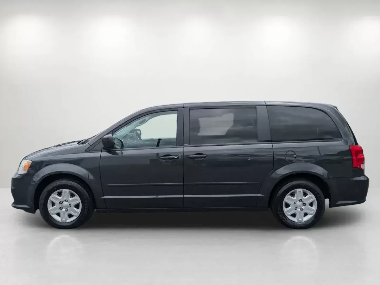 2011 /Black/Light Graystone Interior Dodge Grand Caravan Express (2D4RN4DG7BR) with an Other engine, located at 521 Old Farm Lane Rd, Prattville, AL, 36066, (334) 325-1505, 32.482460, -86.416367 - If you're on the lookout for a vehicle that perfectly balances family needs and budget-friendly financing options, look no further than this 2011 Dodge Grand Caravan Express at Gils Auto in Prattville, AL. This spacious mini-van is designed for growing families or anyone who needs extra room for wee - Photo#7