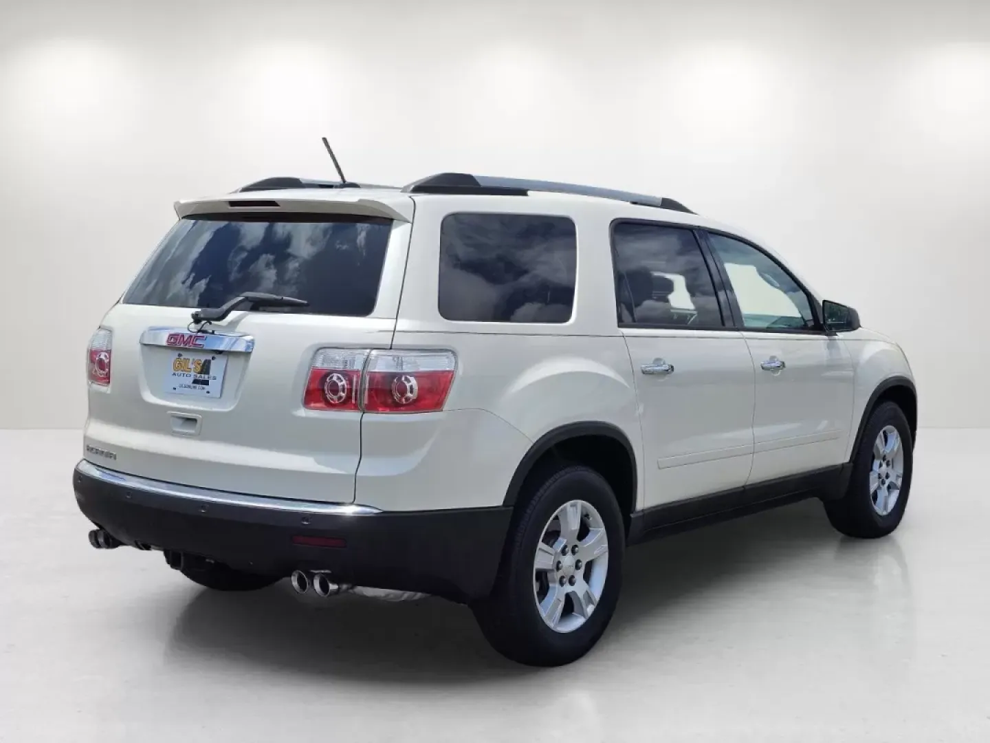 2011 /Ebony GMC Acadia SLE (1GKKRPEDXBJ) with an Other engine, located at 521 Old Farm Lane Rd, Prattville, AL, 36066, (334) 325-1505, 32.482460, -86.416367 - **Explore the Open Road with Confidence in a 2011 GMC Acadia at Gils Auto Prattville!**<br /> <br /> Are you ready to elevate your family adventures or set off on weekend getaways? The 2011 GMC Acadia, available at Gils Auto in Prattville, AL, is the perfect SUV for those seeking a blend of comfort - Photo#5