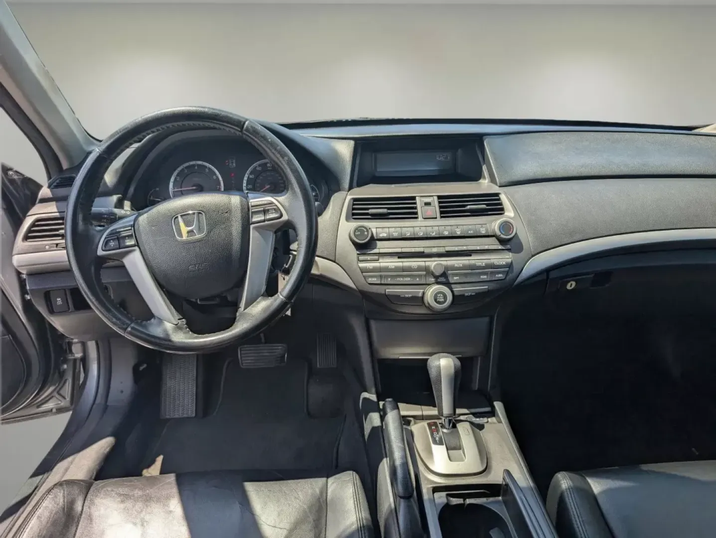 2011 Honda Accord Sdn SE (1HGCP2F67BA) with an Other engine, located at 521 Old Farm Lane Rd, Prattville, AL, 36066, (334) 325-1505, 32.482460, -86.416367 - Discover your next adventure with the 2011 Honda Accord SE, a sedan that effortlessly blends style, comfort, and reliability. Whether you're commuting to work, ferrying the kids to soccer practice, or planning a weekend getaway, this car is designed to meet the diverse needs of today's busy lifestyl - Photo#11
