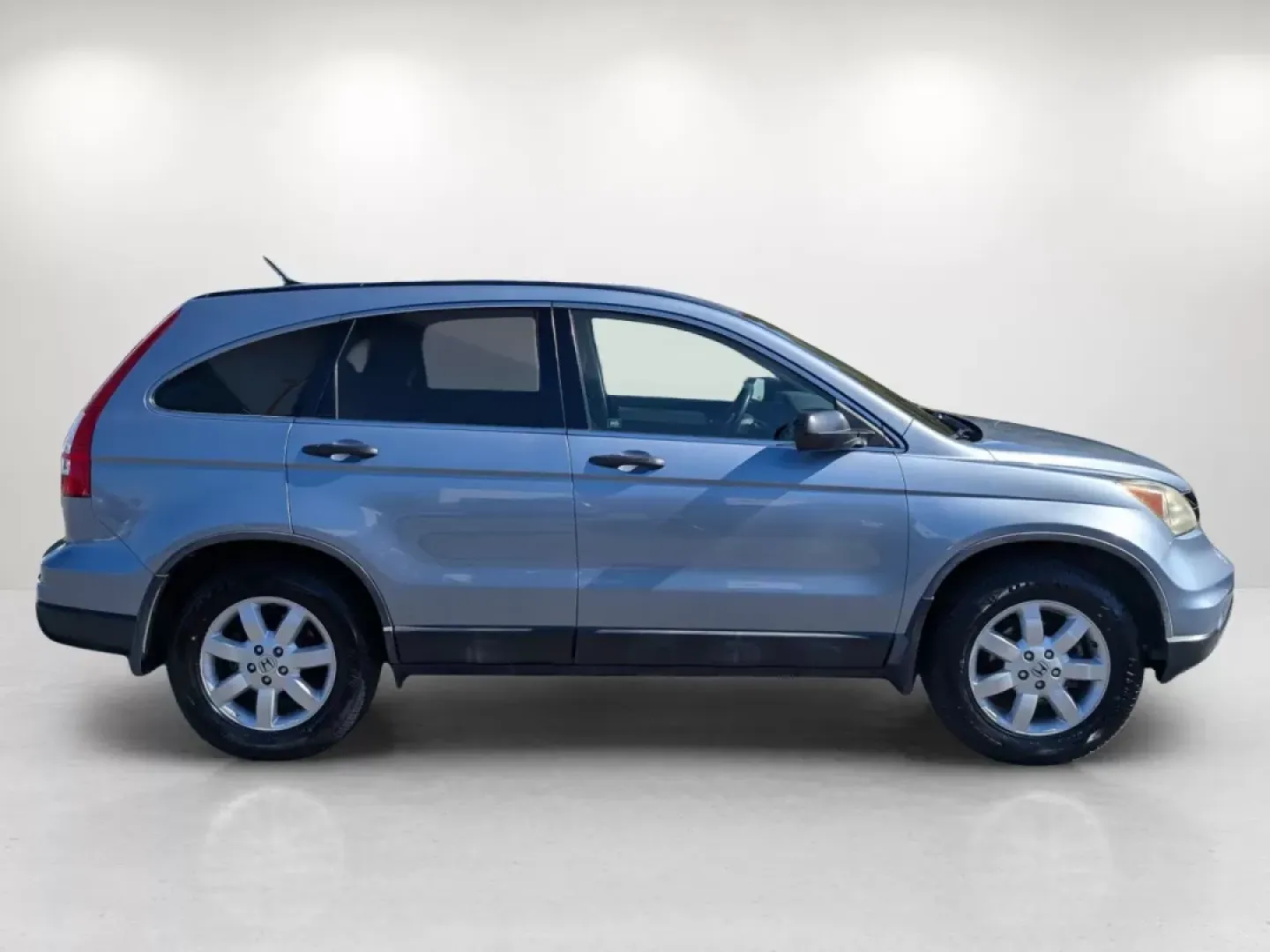 2011 Honda CR-V SE (5J6RE4H48BL) with an Other engine, located at 5115 14th Ave., Columbus, GA, 31904, (706) 323-0345, 32.511494, -84.971046 - **Experience the Freedom of Adventure with the 2011 Honda CR-V SE Perfect for Your Active Lifestyle!**<br /> <br /> Are you ready to elevate your weekends and daily adventures? The 2011 Honda CR-V SE is the ultimate SUV designed for those who crave reliability, style, and versatility. Whether you'r - Photo#3