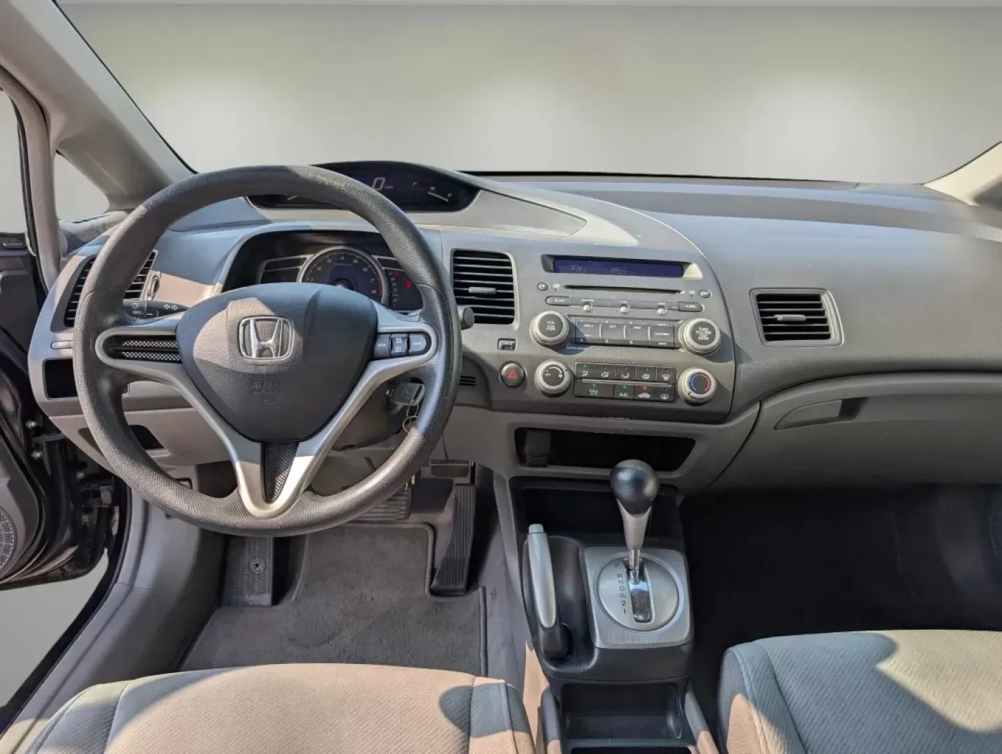 2011 Honda Civic Sdn LX (19XFA1F50BE) with an Other engine, located at 1430 Gateway Drive, Opelika, AL, 36801, (334) 239-0944, 32.637871, -85.409790 - **Discover Your Perfect Commuter Companion: 2011 Honda Civic LX at Gils Auto in Phenix City!**<br /> <br /> Are you on the hunt for a reliable, efficient, and stylish vehicle to enhance your daily commute or weekend adventures? Look no further! The 2011 Honda Civic LX, available at Gils Auto in Phen - Photo#11