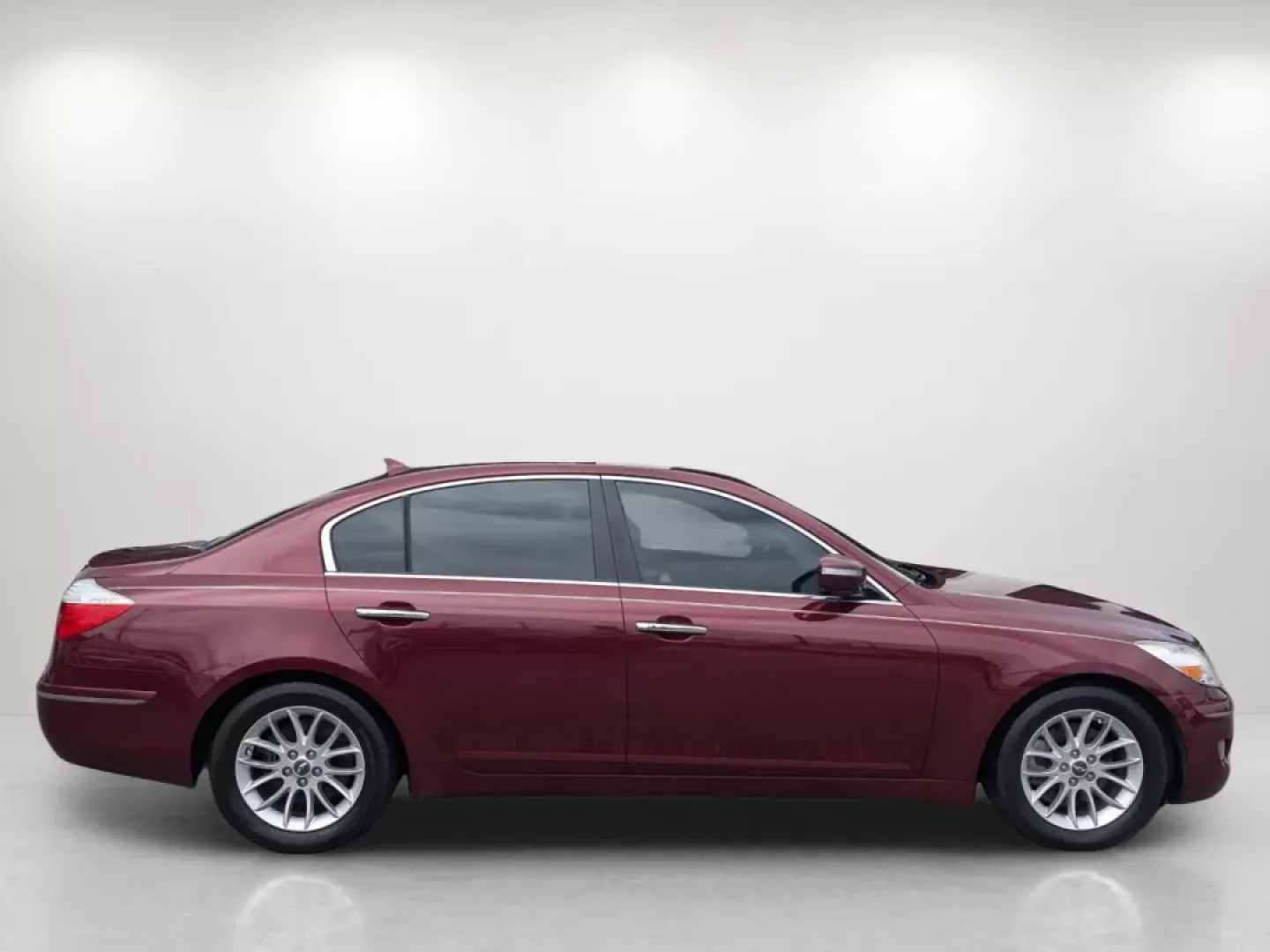 2011 /Cashmere Hyundai Genesis (KMHGC4DE2BU) with an Other engine, located at 5115 14th Ave., Columbus, GA, 31904, (706) 323-0345, 32.511494, -84.971046 - 2011 Hyundai Genesis - Photo#3