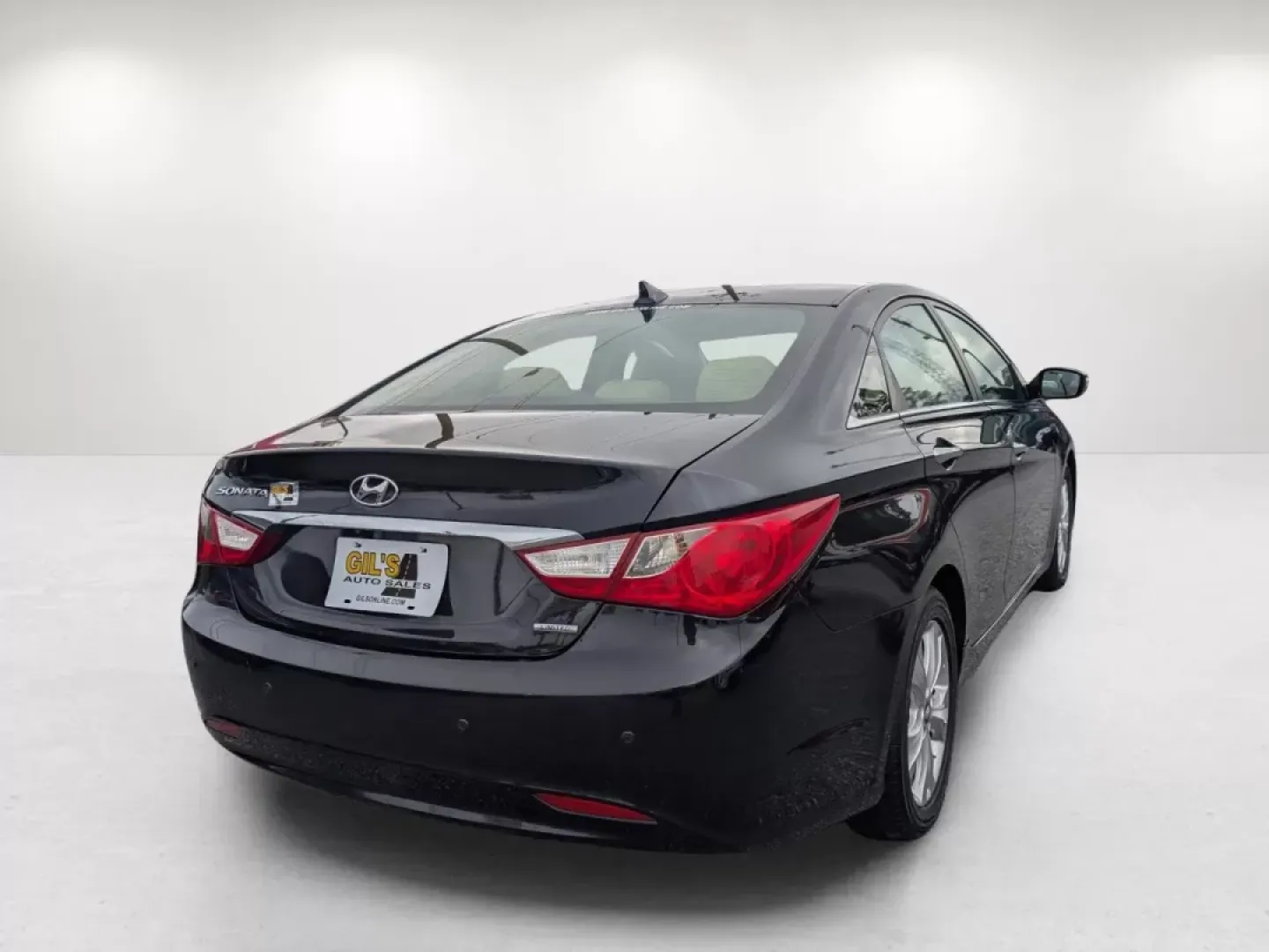 2011 /Camel Hyundai Sonata Ltd (5NPEC4AC2BH) with an Other engine, located at 521 Old Farm Lane Rd, Prattville, AL, 36066, (334) 325-1505, 32.482460, -86.416367 - **Drive Into Your Next Adventure with the 2011 Hyundai Sonata at Gils Auto!**<br /> <br /> Are you ready to elevate your daily commute or embark on family road trips? The 2011 Hyundai Sonata, now available at Gils Auto in Phenix City, AL, is the perfect blend of style, comfort, and reliability that - Photo#4