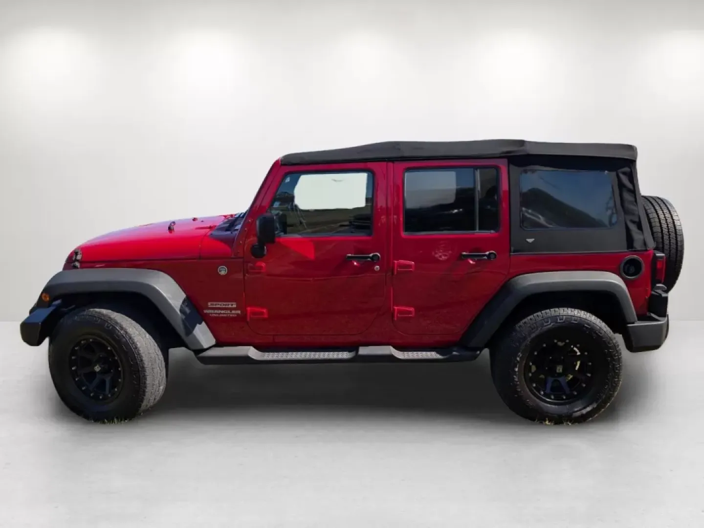 2011 /Black Interior Jeep Wrangler Sport (1J4BA3H10BL) with an Other engine, located at 1430 Gateway Drive, Opelika, AL, 36801, (334) 239-0944, 32.637871, -85.409790 - **Unleash Your Adventurous Spirit with This 2011 Jeep Wrangler Sport!**<br /> <br /> Are you ready to elevate your weekend getaways or daily commutes? This 2011 Jeep Wrangler Sport is the perfect adventure companion for thrill-seekers and budget-conscious buyers alike. With its robust 4WD system and - Photo#7