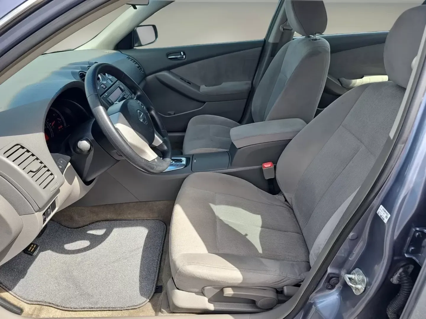 2011 /Frost Nissan Altima 2.5 S (1N4AL2AP2BC) with an Other engine, located at 1430 Gateway Drive, Opelika, AL, 36801, (334) 239-0944, 32.637871, -85.409790 - Looking for a reliable vehicle to enhance your daily commute or take on weekend adventures? Look no further than this impressive 2011 Nissan Altima 2.5 S, available now at Gils Auto, your trusted Buy Here Pay Here dealership located at 521 Old Farm Lane Rd, Prattville, AL 36066. This vehicle is perf - Photo#9