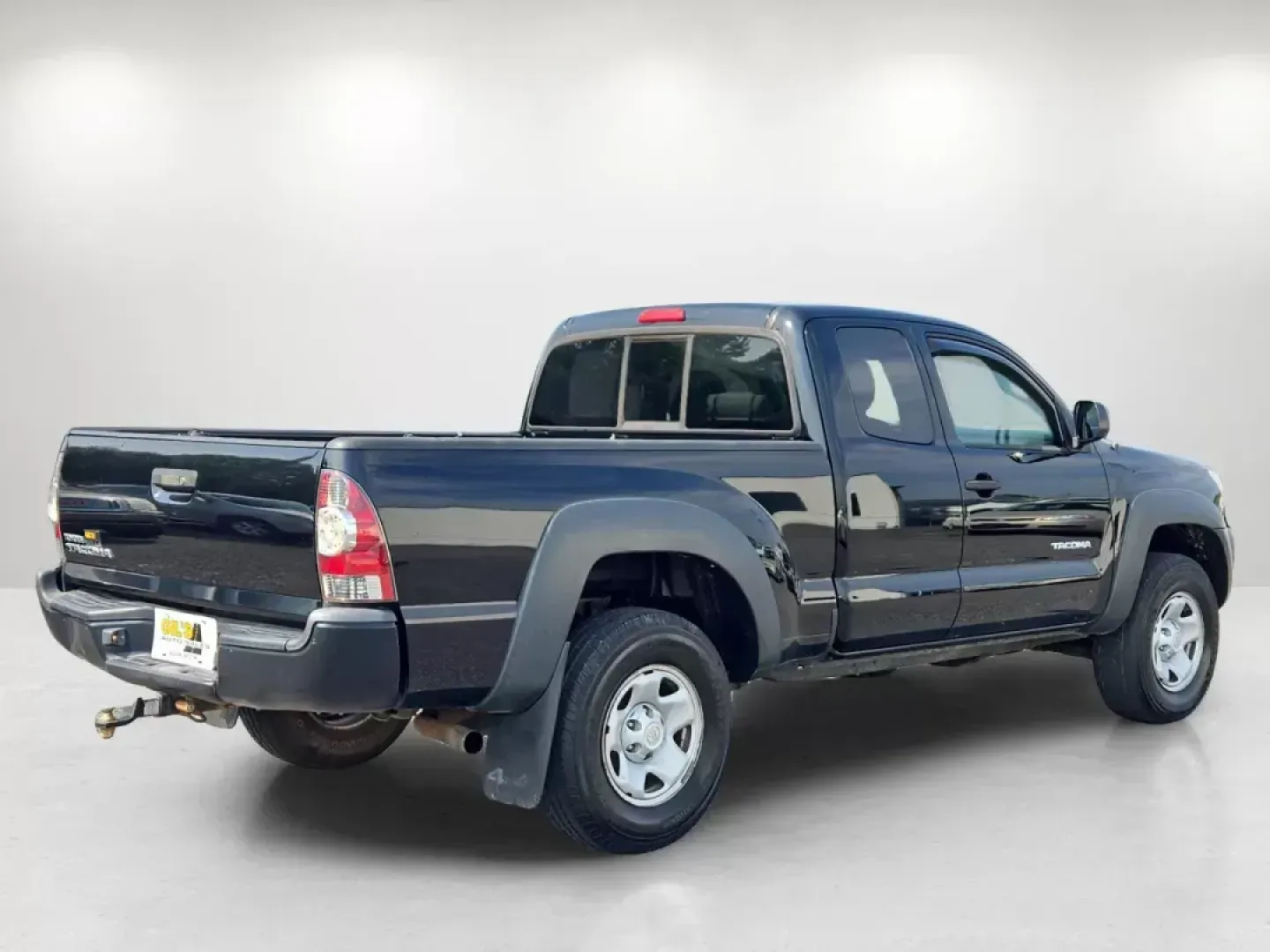 2011 Toyota Tacoma (5TFUX4EN8BX) with an Other engine, located at 521 Old Farm Lane Rd, Prattville, AL, 36066, (334) 325-1505, 32.482460, -86.416367 - **Explore the Great Outdoors with the 2011 Toyota Tacoma: Your Ultimate Adventure Companion!**<br /> <br /> Are you ready to take your adventures to new heights? Whether you're looking to haul gear for a weekend camping trip, navigate through the rugged backroads, or simply need a reliable truck for - Photo#4