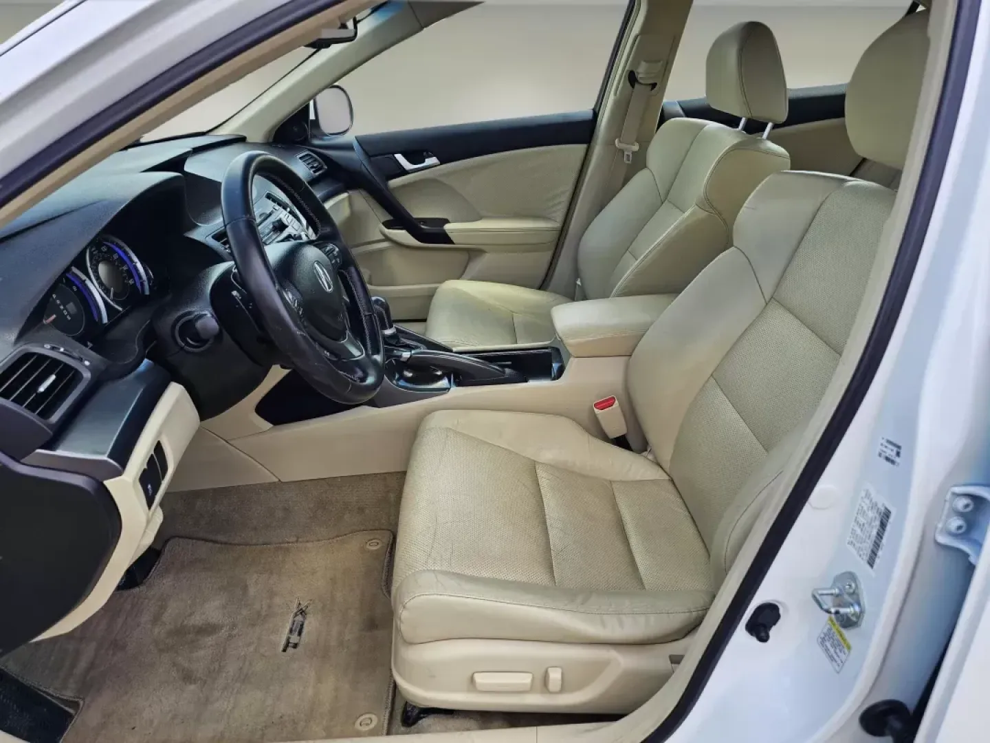 2012 /Taupe Acura TSX (JH4CU2F44CC) with an Gas I4 2.4L/144 engine, 5-Speed Automatic transmission, located at 521 Old Farm Lane Rd, Prattville, AL, 36066, (334) 325-1505, 32.482460, -86.416367 - 2012 Acura TSX - Photo#9
