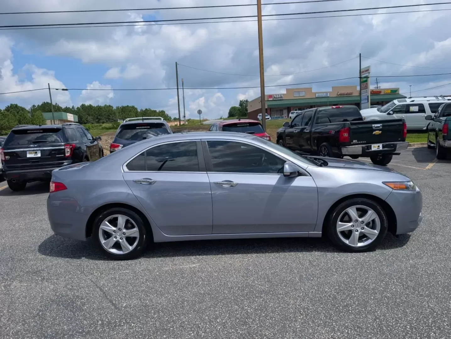 2012 Acura TSX Tech Pkg (JH4CU2F6XCC) with an Other engine, located at 3959 U.S. 80 W, Phenix City, AL, 36870, (334) 297-4885, 32.469296, -85.135185 - Discover the perfect blend of comfort, style, and performance with the 2012 Acura TSX at Gils Auto in Phenix City, AL. If you're a commuter who values a reliable sedan for daily drives or a growing family seeking a spacious and tech-savvy vehicle, this Acura TSX is designed for you. With its sleek g - Photo#3