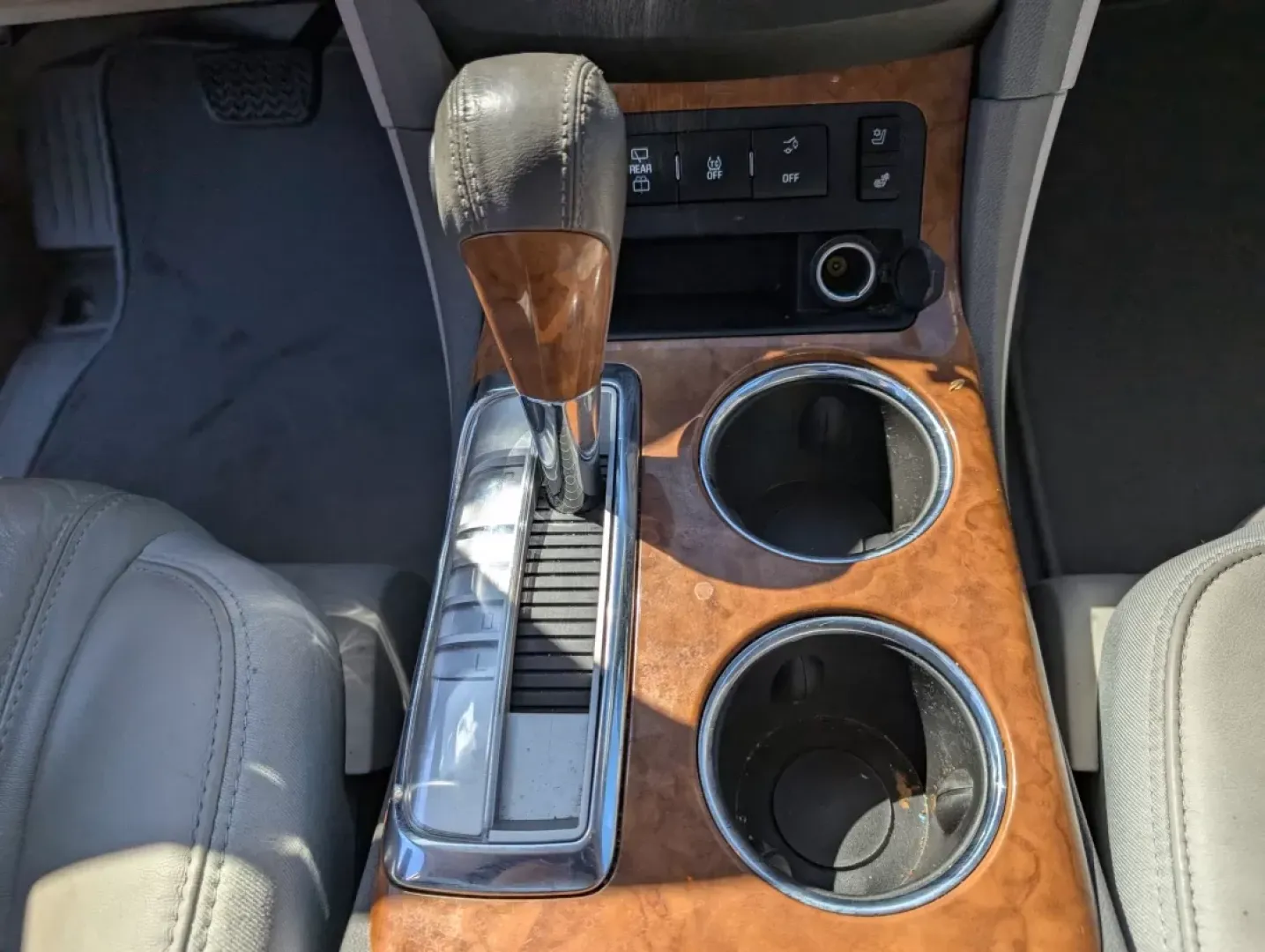 2012 /Titanium Buick Enclave Premium (5GAKRDED1CJ) with an Other engine, located at 804 22nd Ave, Phenix City, AL, 36870, (334) 297-1860, 32.484749, -85.024475 - Are you ready to elevate your family adventures with a vehicle that perfectly blends luxury and practicality? Look no further than the stunning 2012 Buick Enclave Premium, now available at Gils Auto in Opelika, AL! This sophisticated yet spacious SUV is the ultimate choice for growing families and w - Photo#13